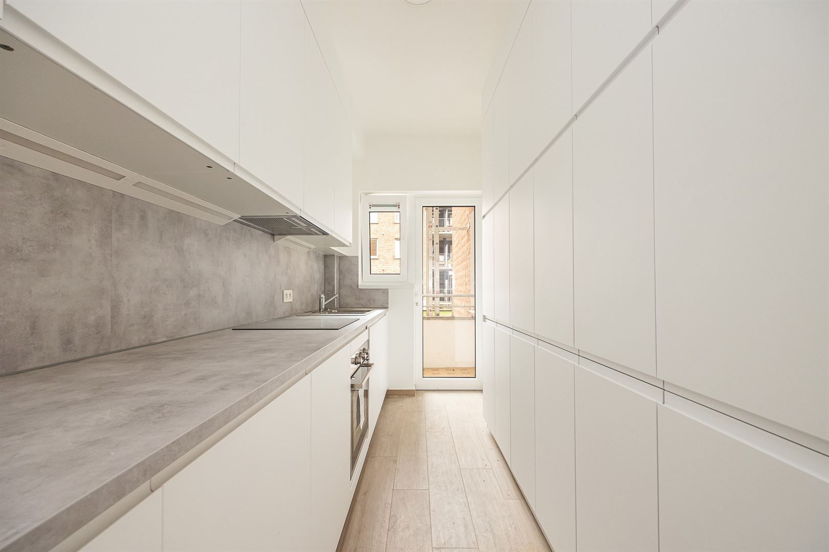 Gerenoveerd appartement aan Zuidpark foto 7