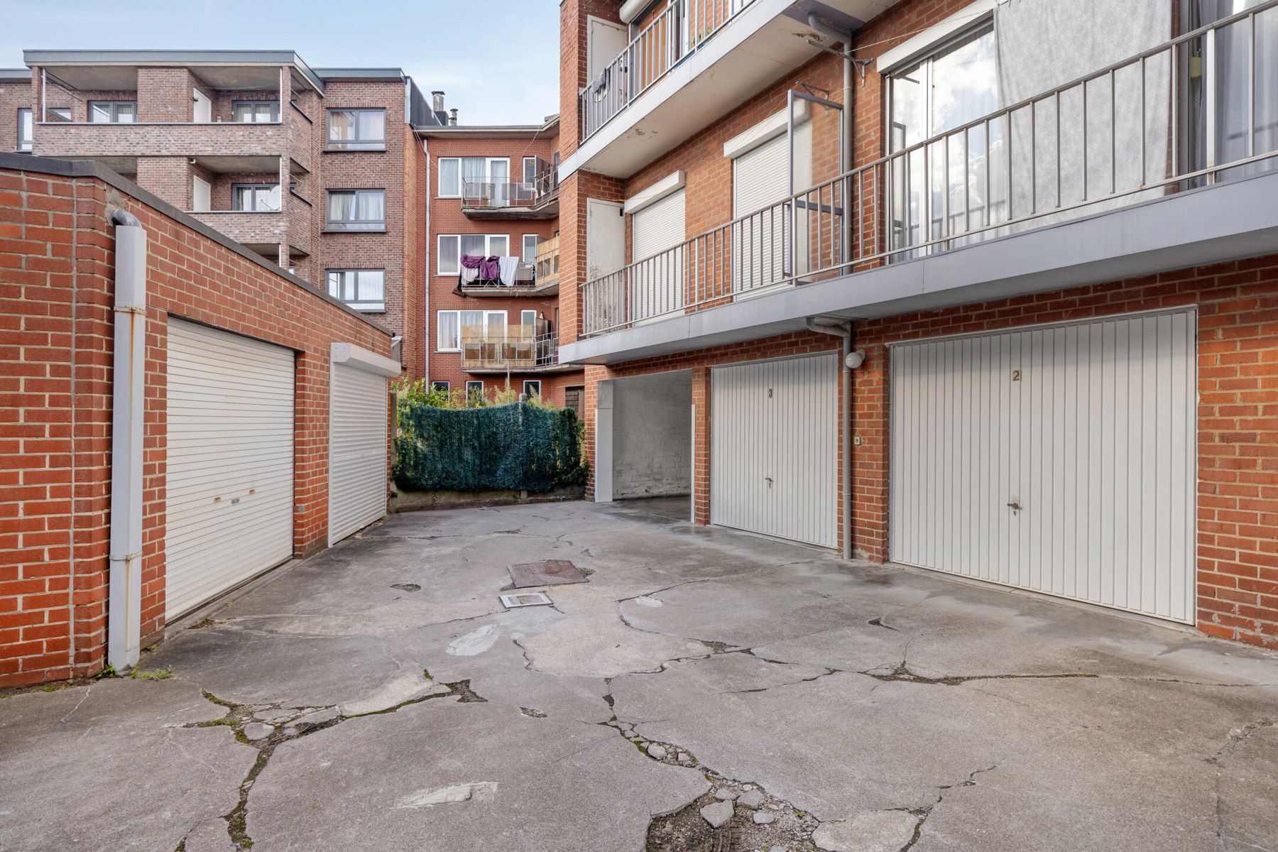 RUSTIG GELEGEN APPARTEMENT + GARAGE TE KOOP IN REGIO ZELLIK foto 23