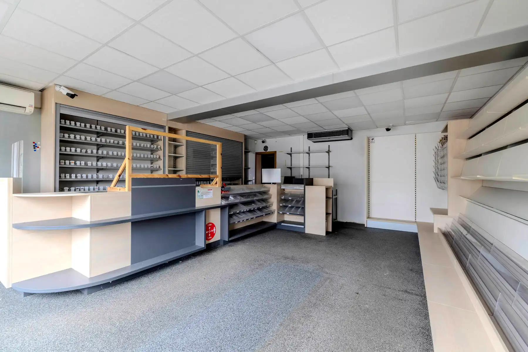 Handelszaak in Balen Centrum – 70 m², goede bereikbaarheid en klaar voor gebruik foto 2