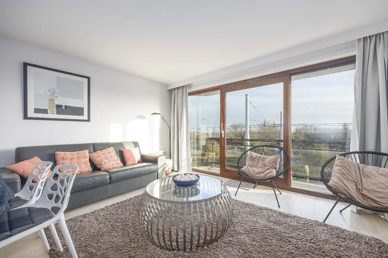 Hoofdfoto van de publicatie: 2 slaapkamer-appartement met prachtig zicht op de duinen!
