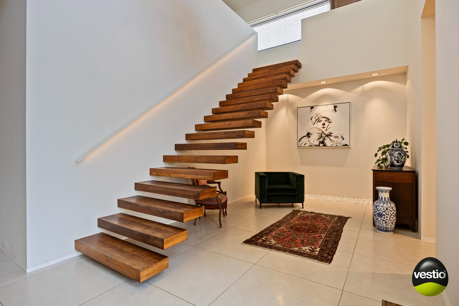 EXCLUSIEVE VILLA MET 3 SLAAPKAMERS, 2 BADKAMERS, BUREEL EN ZWEMBAD TE KOOP IN HASSELT foto 3
