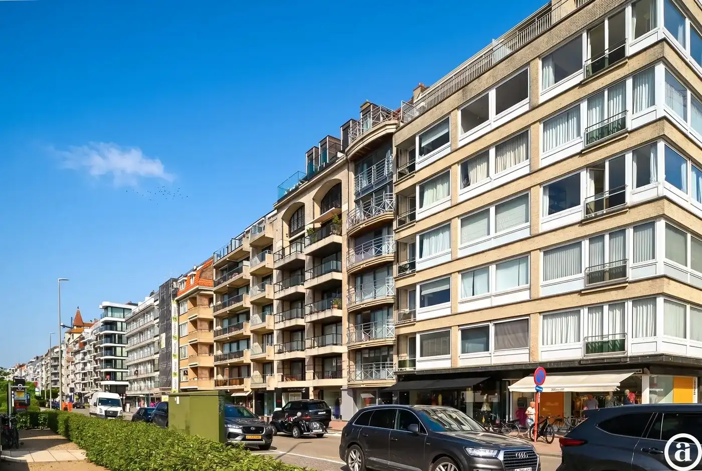 Zonnig gerenoveerd duplex penthouse appartement te Zoute.  foto 5