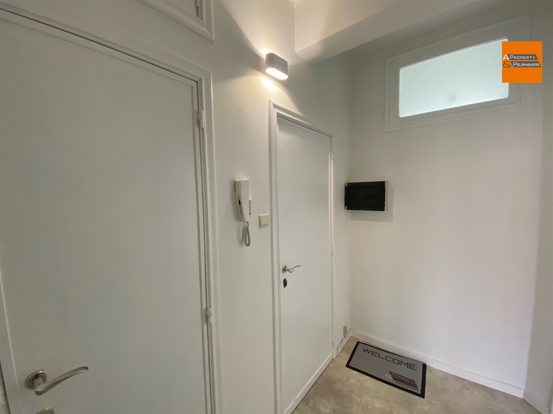 Aangenaam en gezellig appartement met 2 slaapkamers nabij het centrum van Tienen.  foto 5