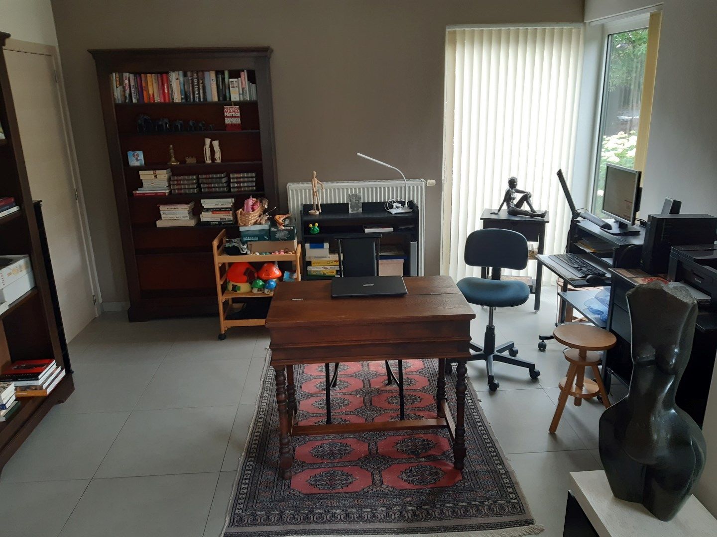 Recente, eigentijdse villa in doodlopende verkaveling ! foto 8