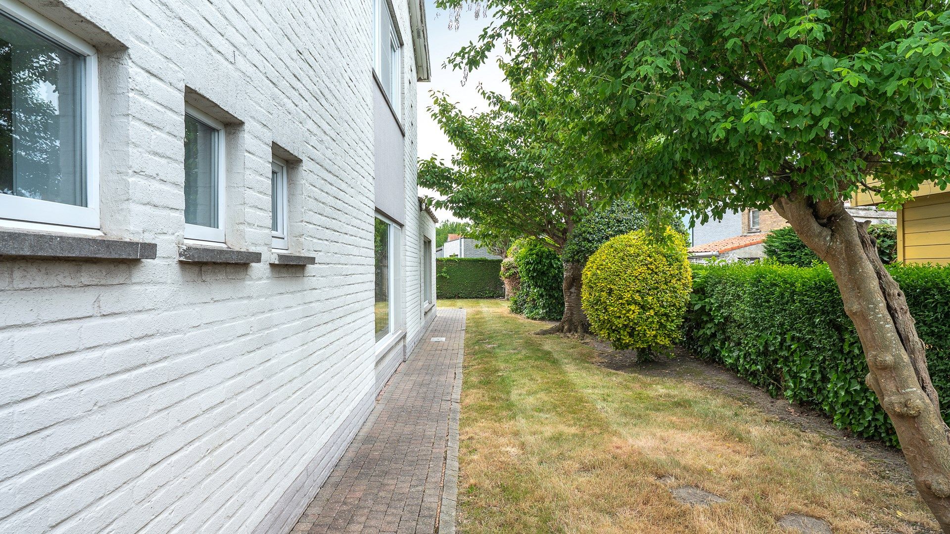 Grote koppelwoning op een fijne locatie te Heist foto 10