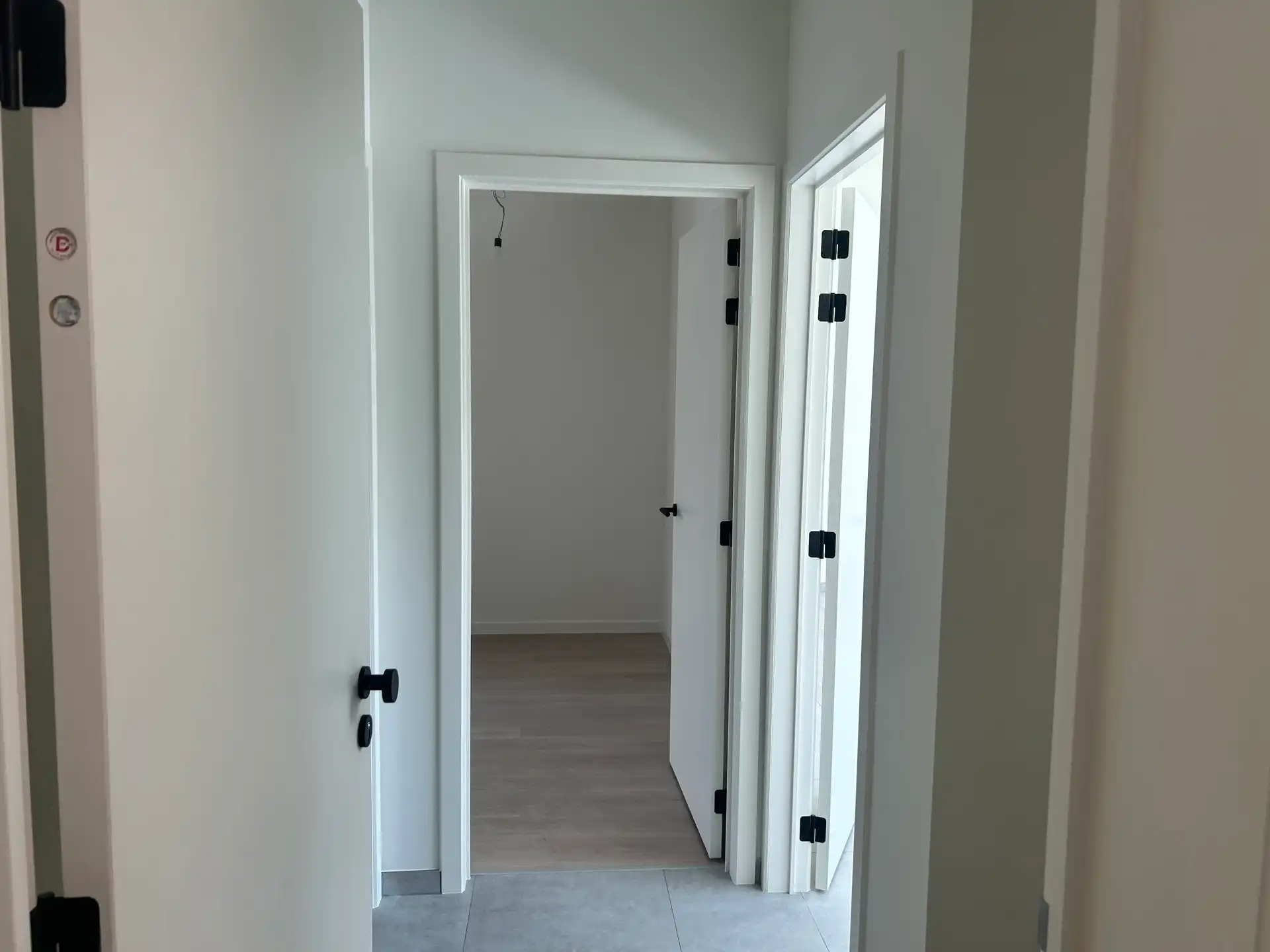 Appartement met 1 slaapkamer in het mooie Sledderlo, Genk. foto 14