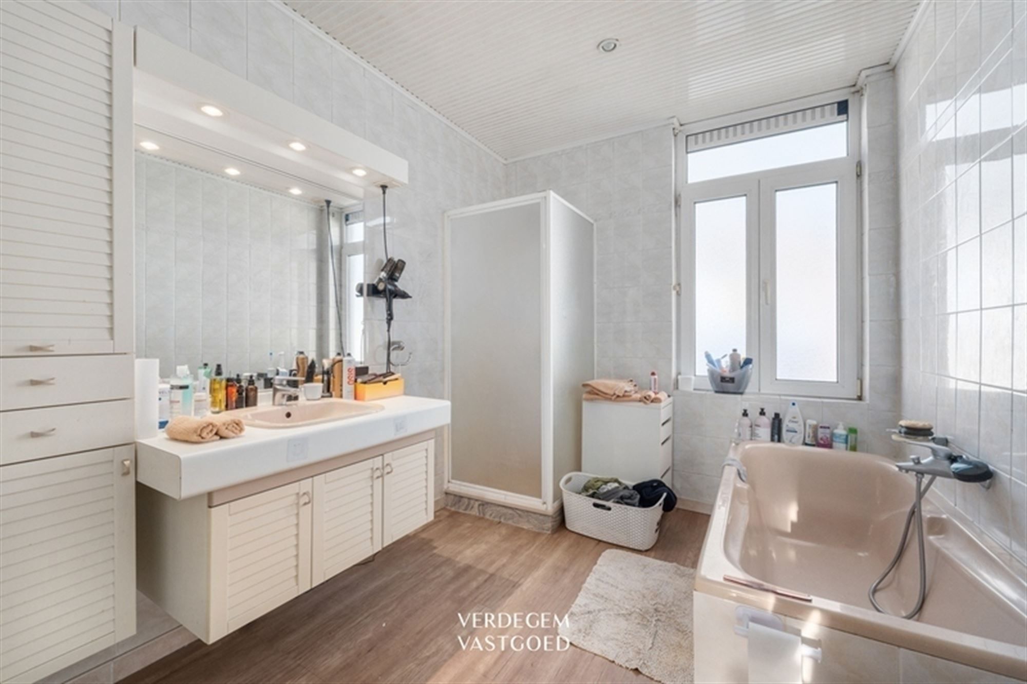 Woning met magazijn van ca. 125m² in de Gentse rand foto 14