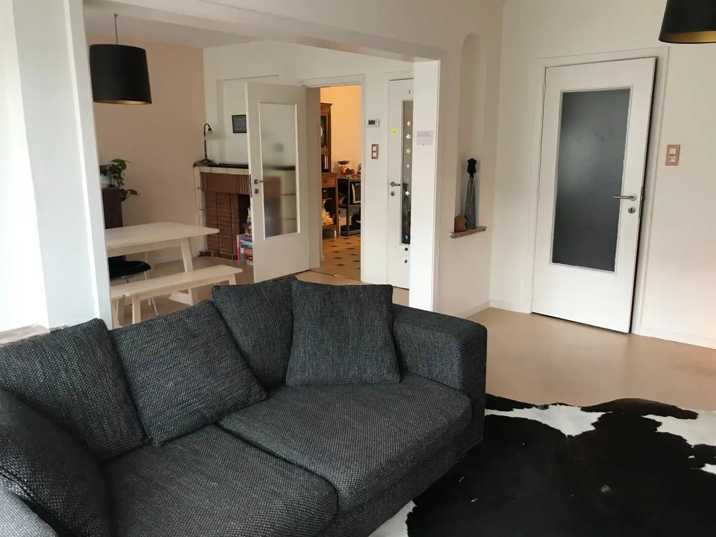 Mooi, ruim appartement met 2 slaapkamers en klein terras nabij Dampoort foto 4