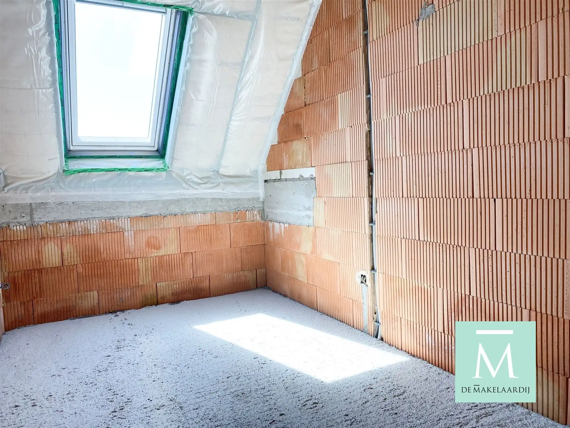 Uitstekend gelegen duplex in centrum St-Katelijne-Waver foto 14