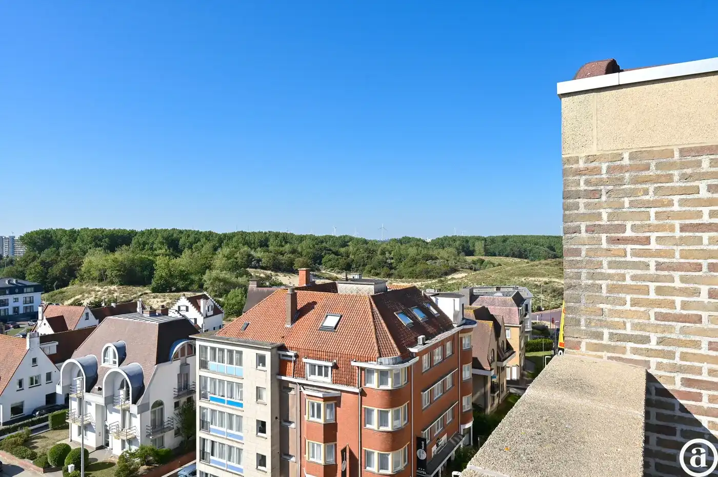 Ruim duplexappartement met 4 slaapkamers en zonneterras.  foto 14