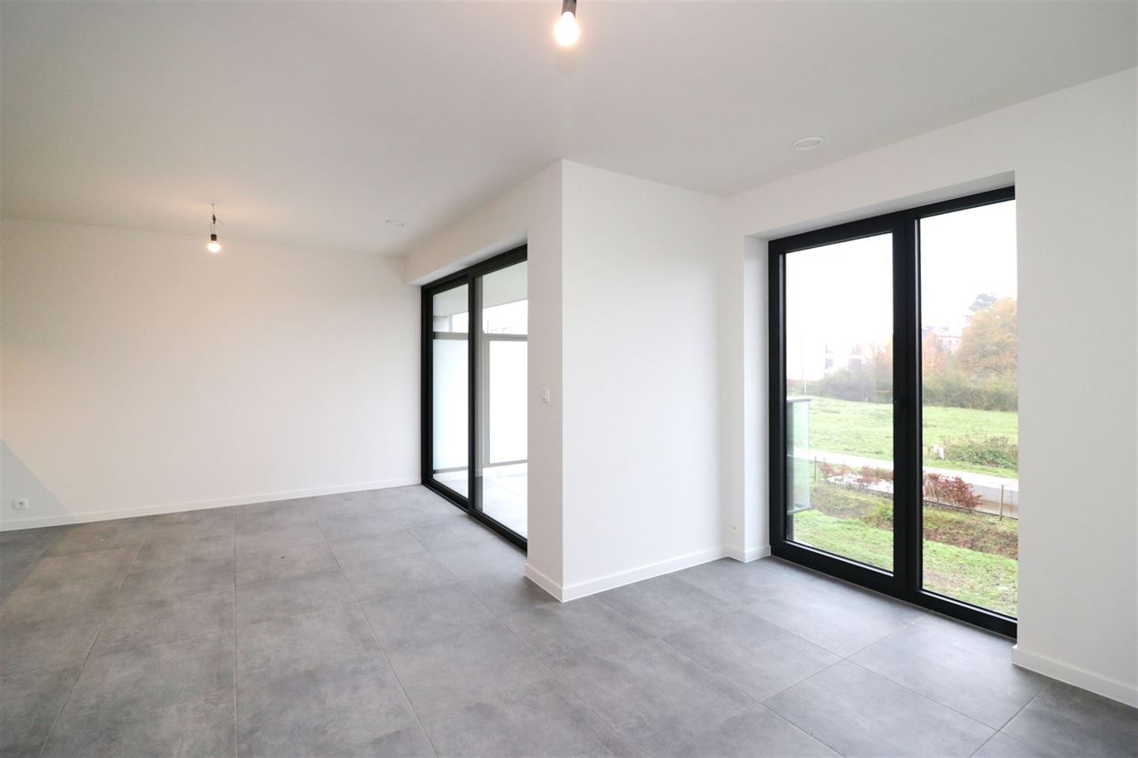 Nieuwbouwapp. met twee slpk, zuidterras op een gunstige ligging foto 3