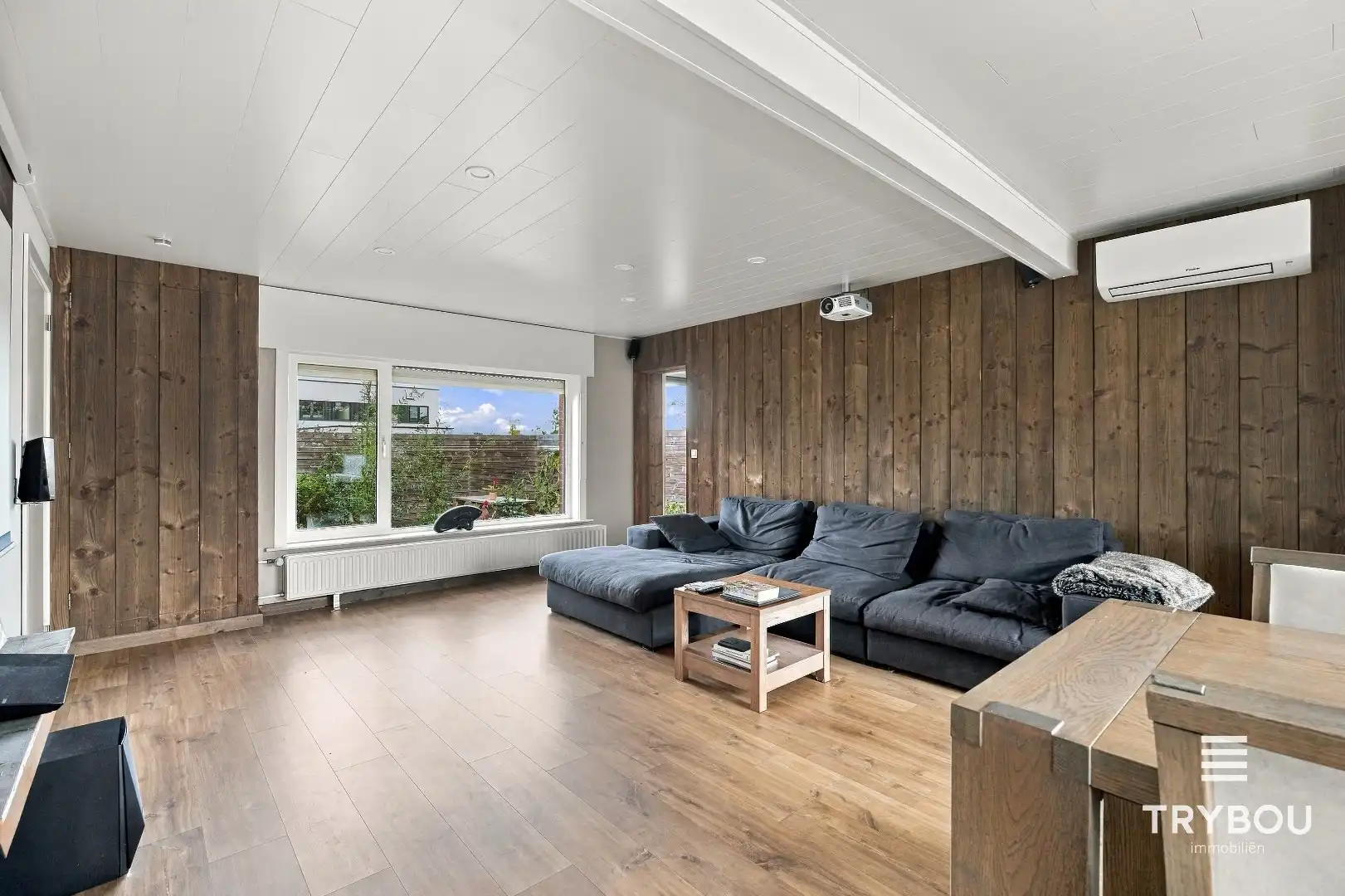 Rustig gelegen, energiezuinige woning met garage op perceel van 554m² foto 3