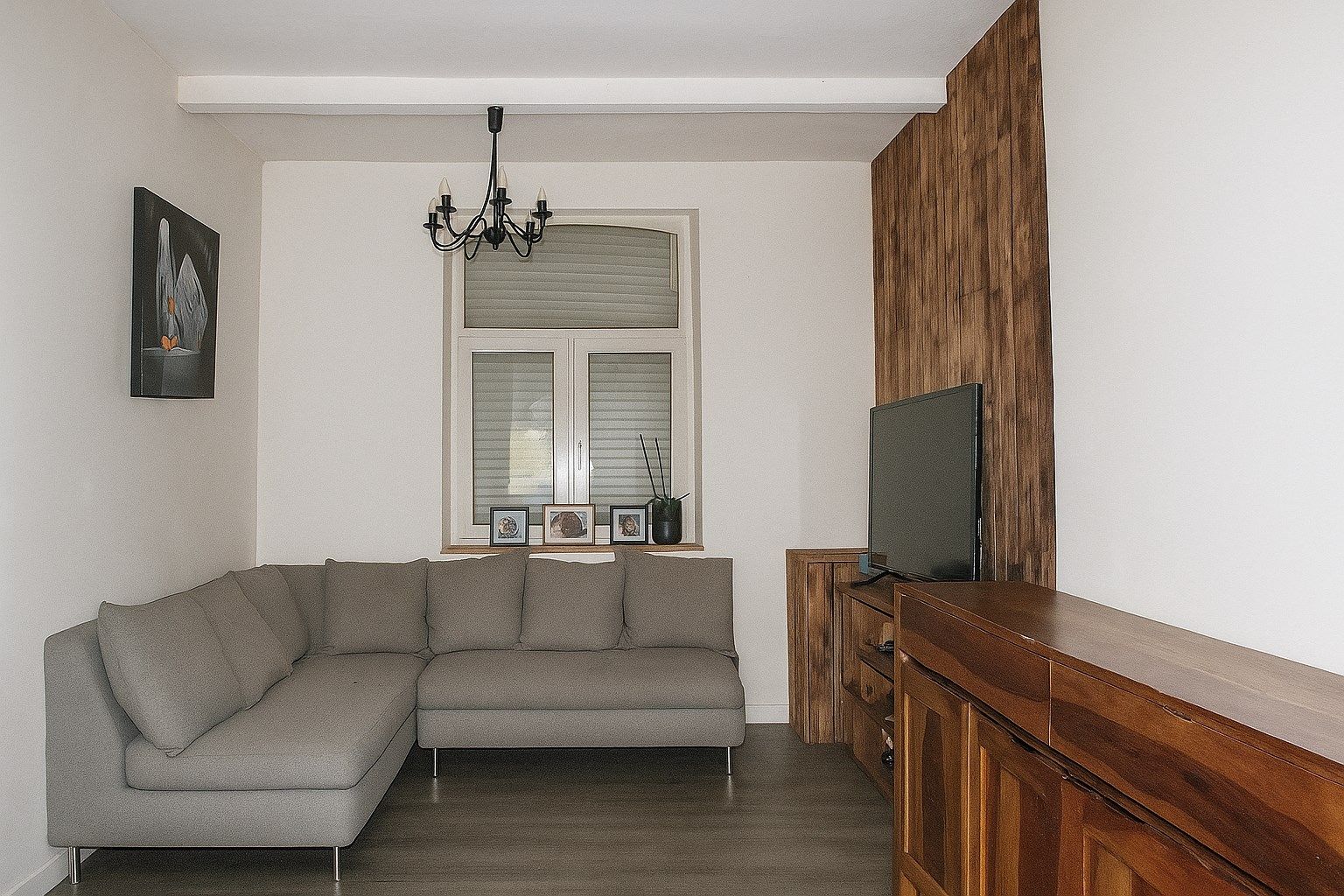 Charmante halfopen bebouwing met tuin op uitgestrekt perceel van 456m² te koop! foto 3
