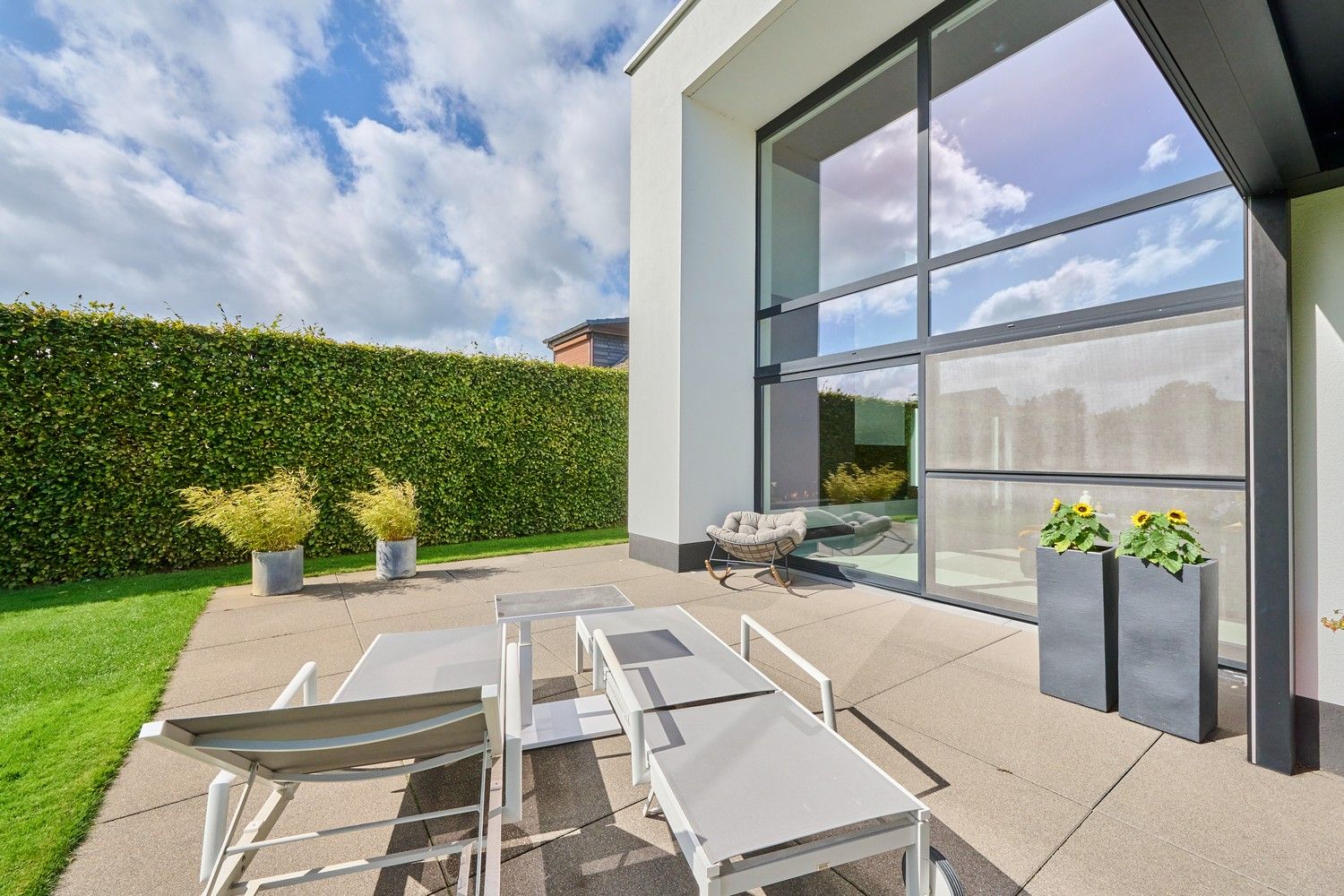 Wonen in pure architectuur - designvilla met super-de-luxe afwerking op fraai gelegen perceel foto 27