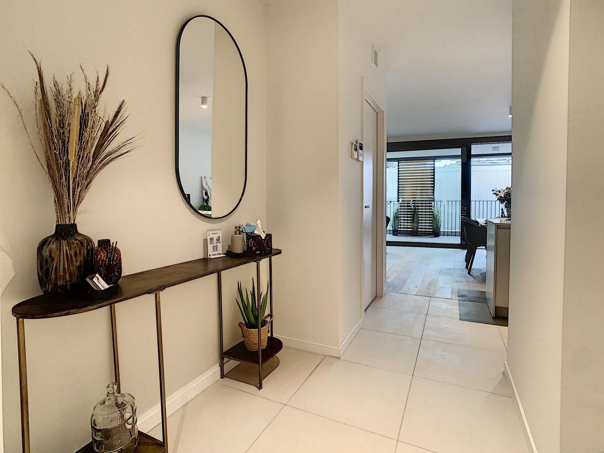 Gelijkvloers nieuwbouw appartement met terras van 18 m² en 2 slaapkamers in prestieuse residentie Refuga in hartje Hasselt. foto 22