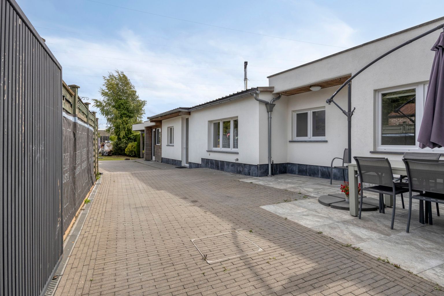 Ruime en gerenoveerde 3-gevelwoning met 4 slaapkamers foto 24