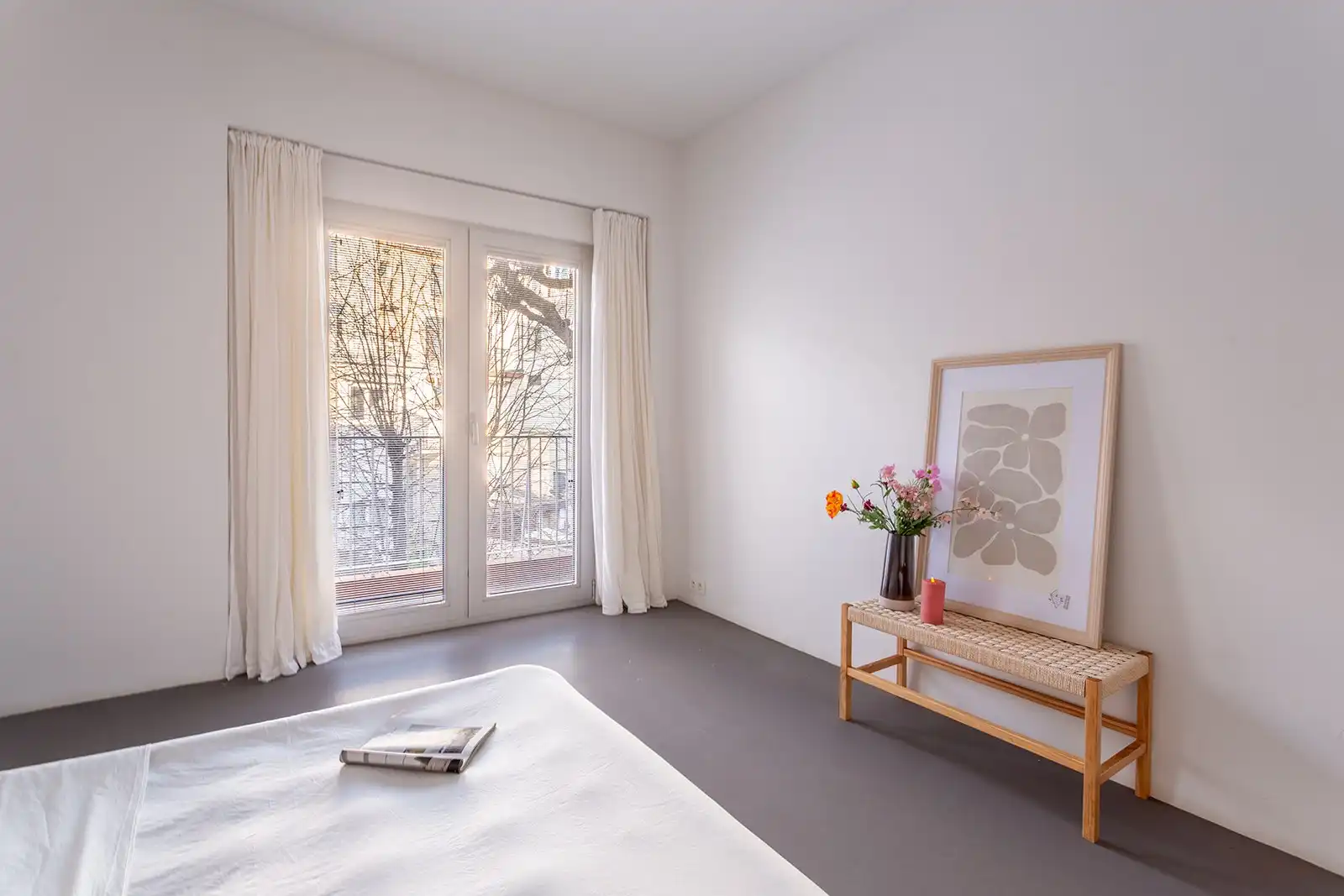 Architecturale parel met een zee van ruimte foto 25