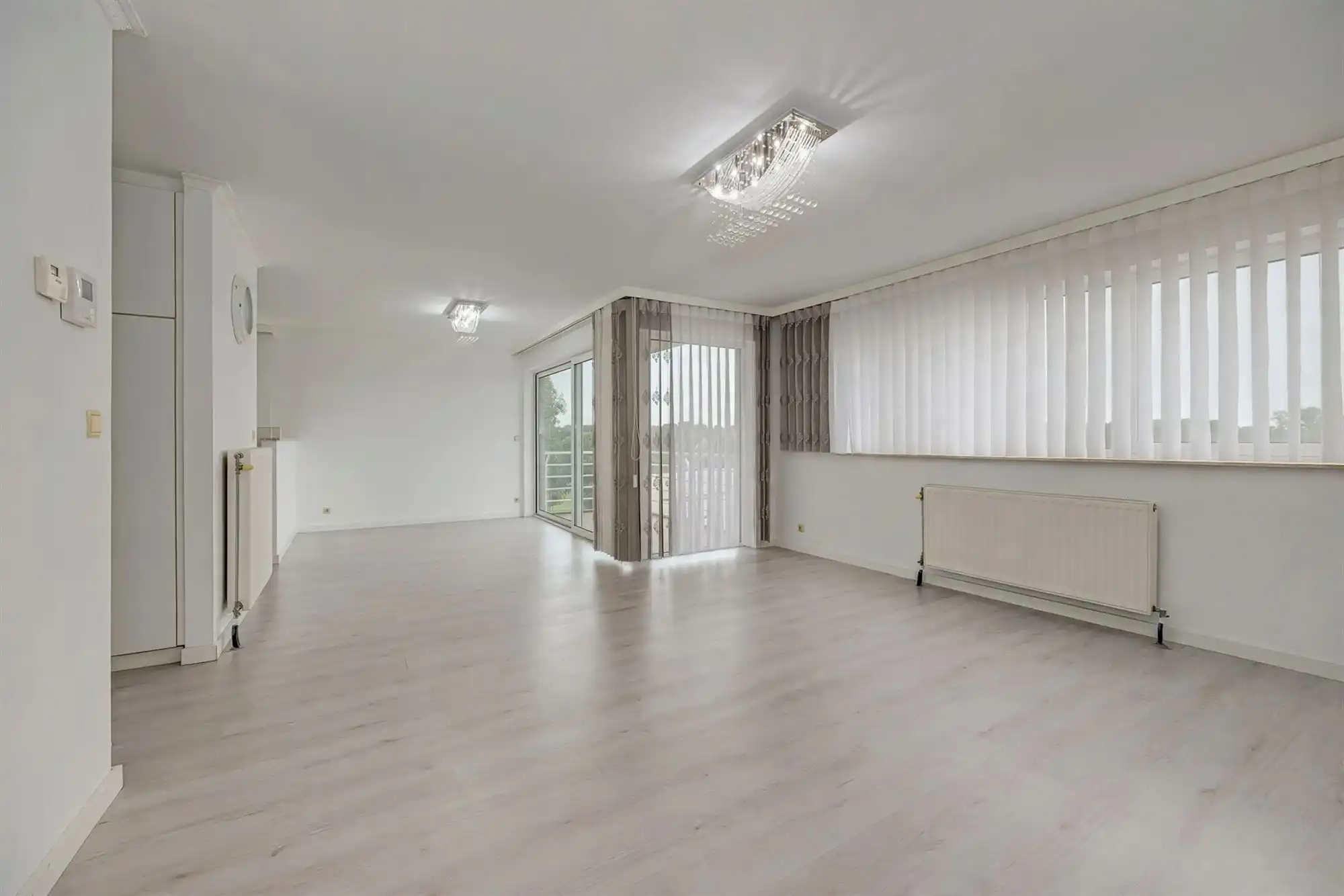 Ruim3-slpk appartement met terras en P foto 3