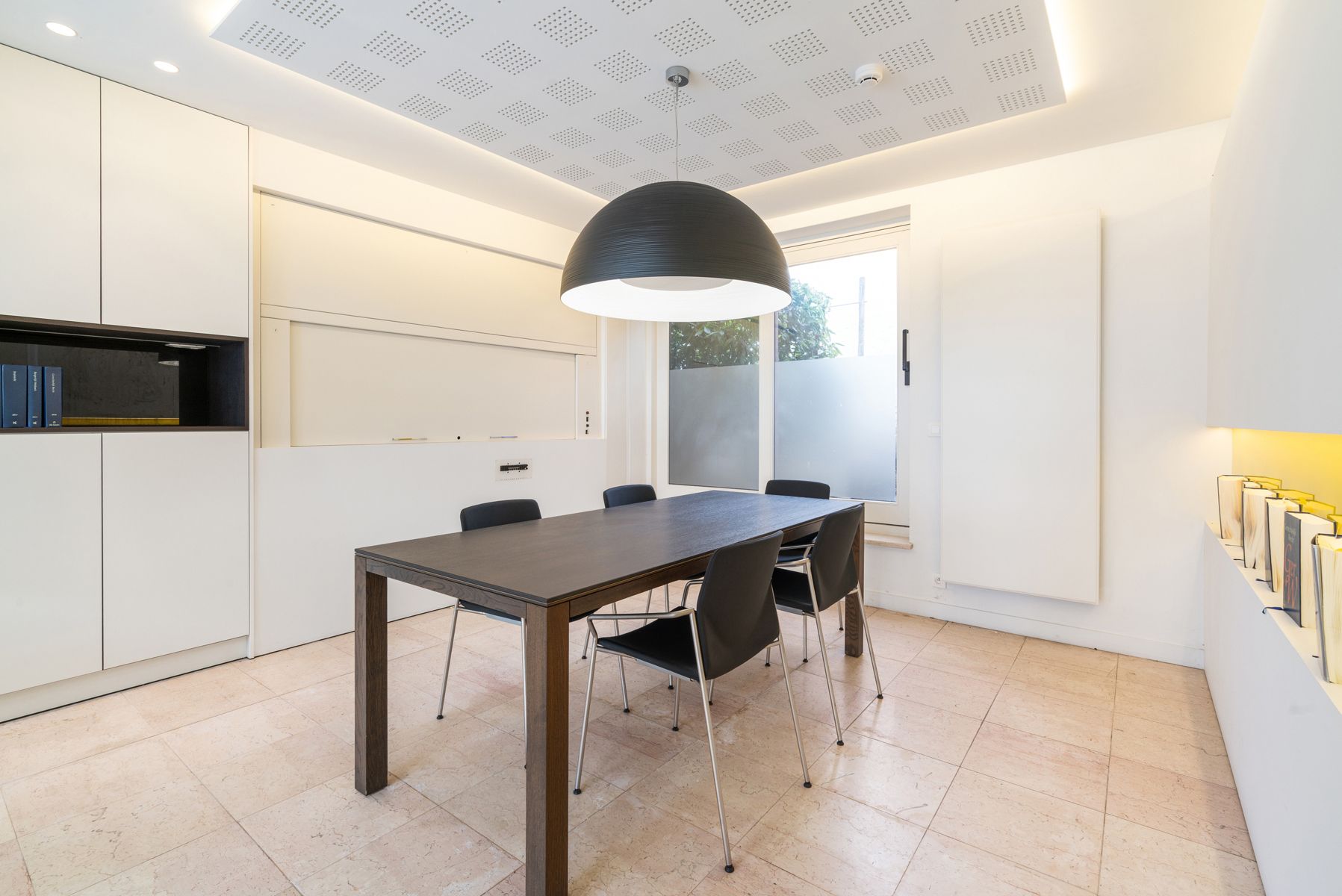 Kantoor met woning te Denderhoutem. foto 5