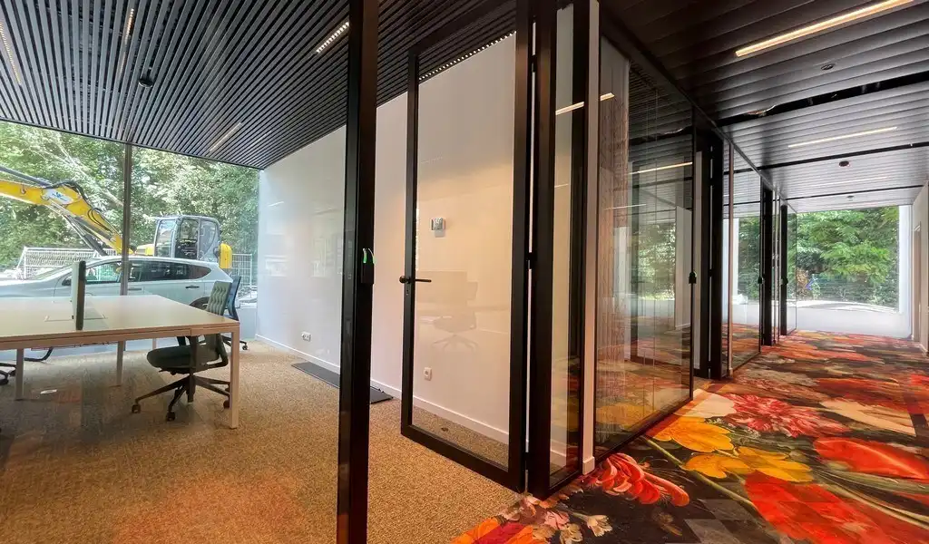 Full service kantoor in Humgy Singel te Berchem foto 16