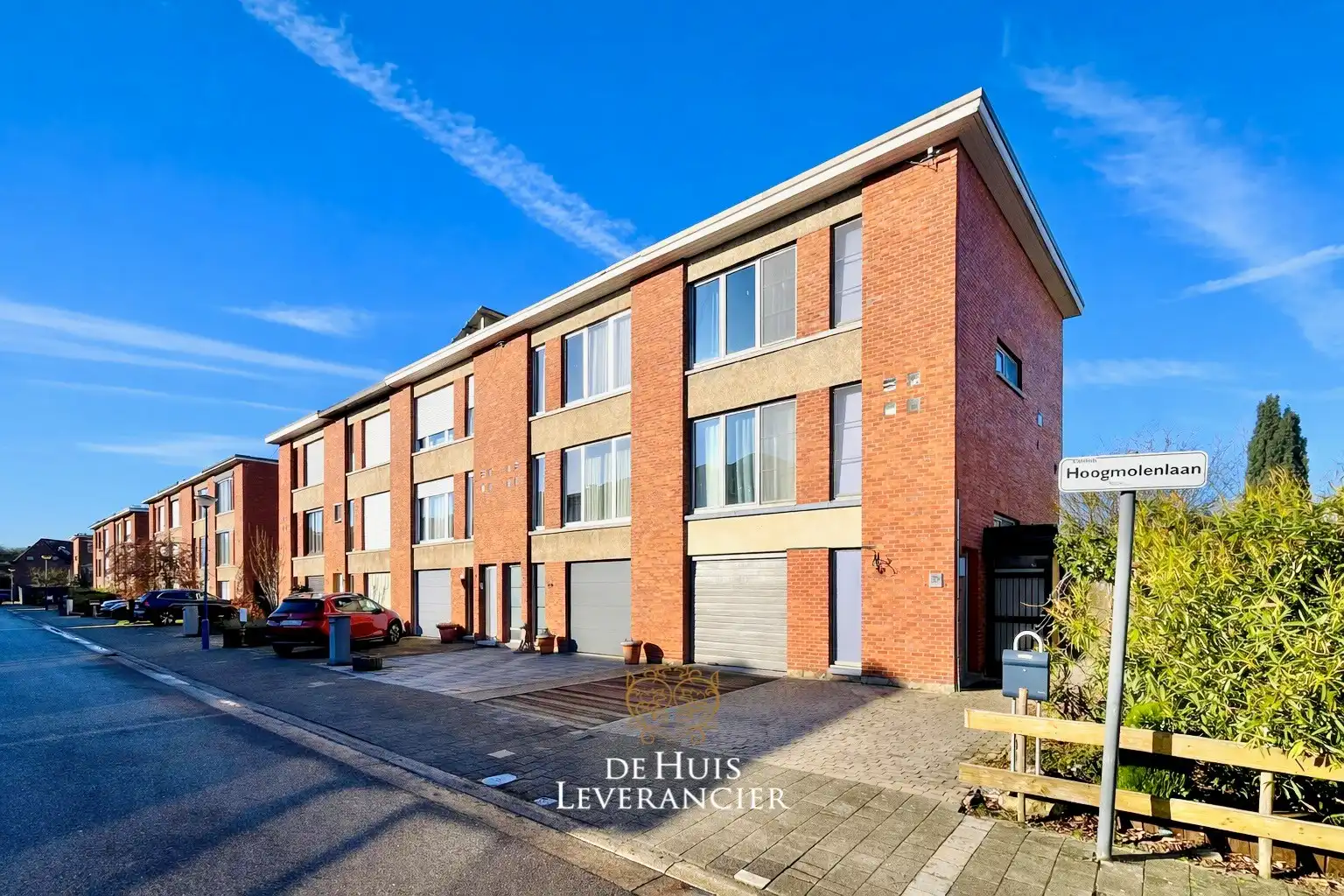 Lichtrijk wonen in de gegeerde Altena-wijk: Een instapklare thuis waar comfort en locatie elkaar ontmoeten foto 29