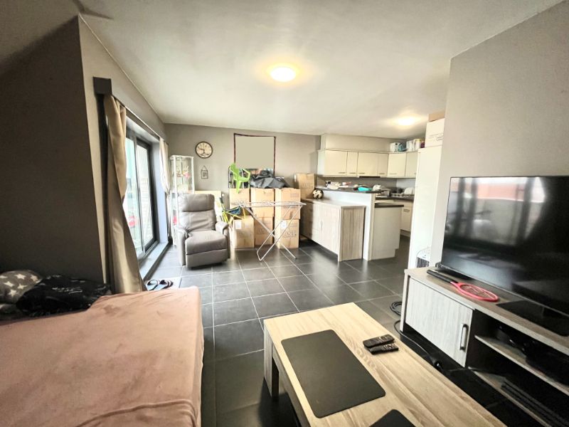 APPARTEMENT MET TWEE SLAAPKAMERS IN HET CENTRUM VAN ERTVELDE foto 3