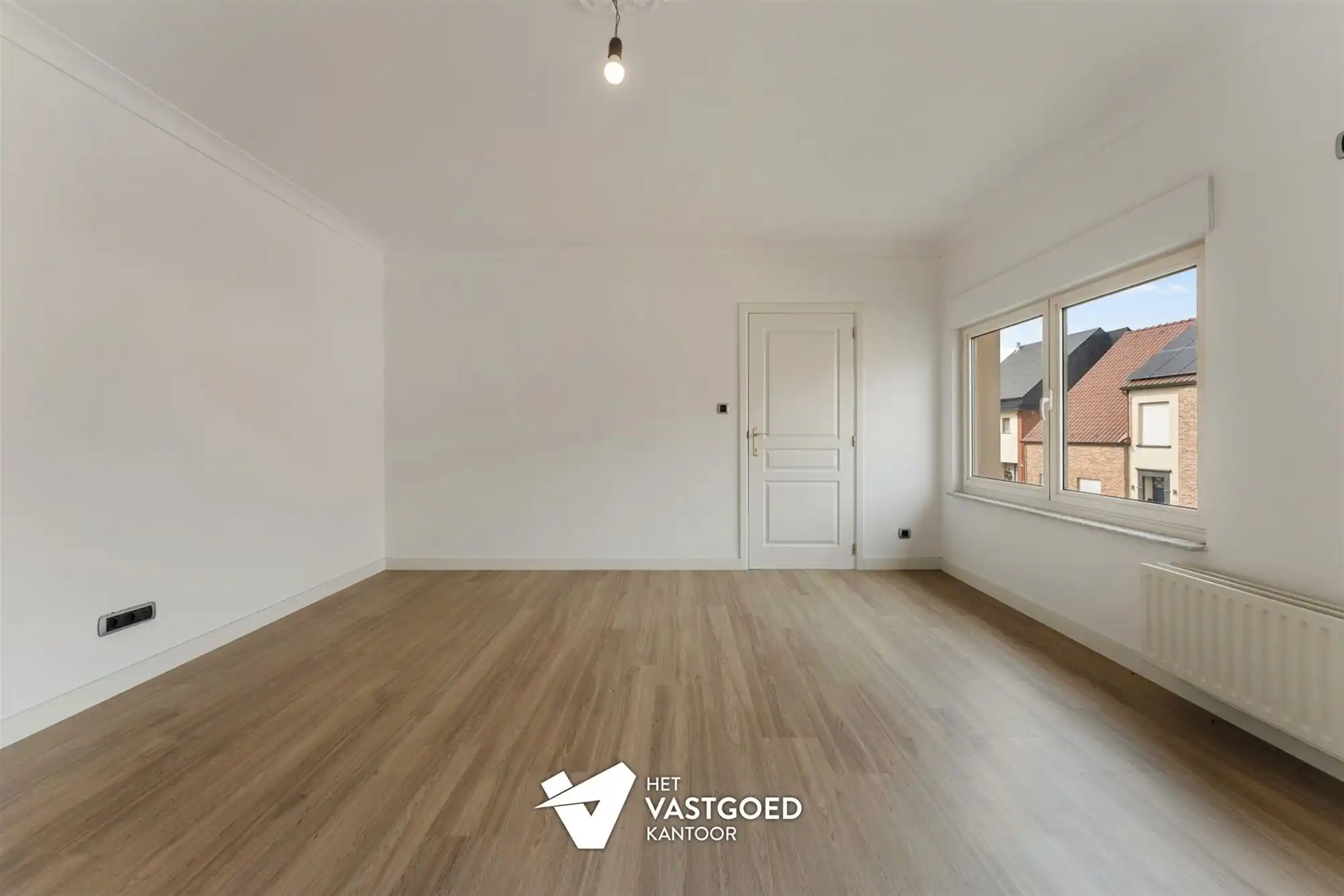 ZEER RUIM PAND (CA 550M2) MET APPARTEMENT 3 SLAAPKAMERS foto 18