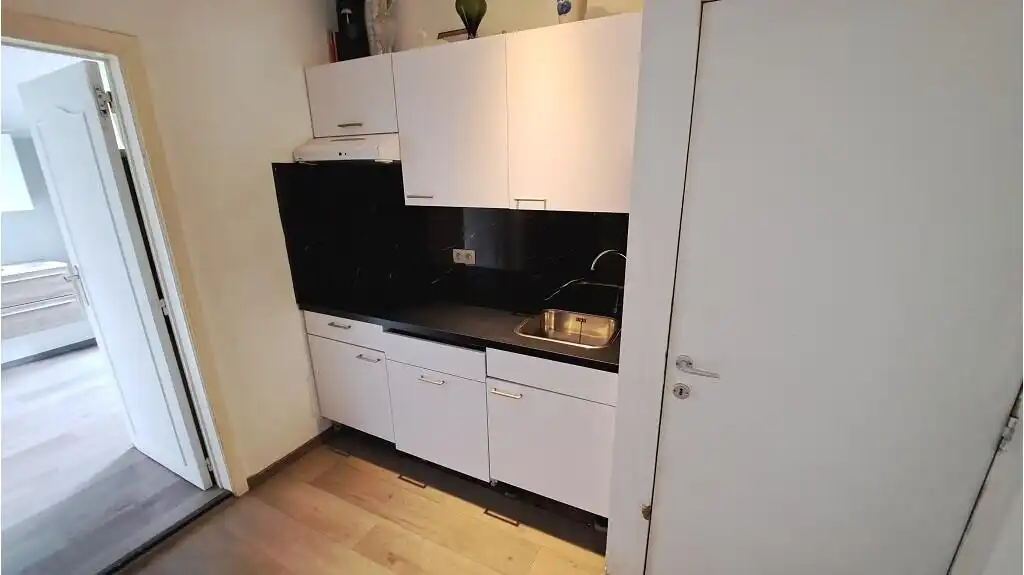 Overname instapklare buurtwinkel 400 m2 in Sint-Michiels Brugge foto 10