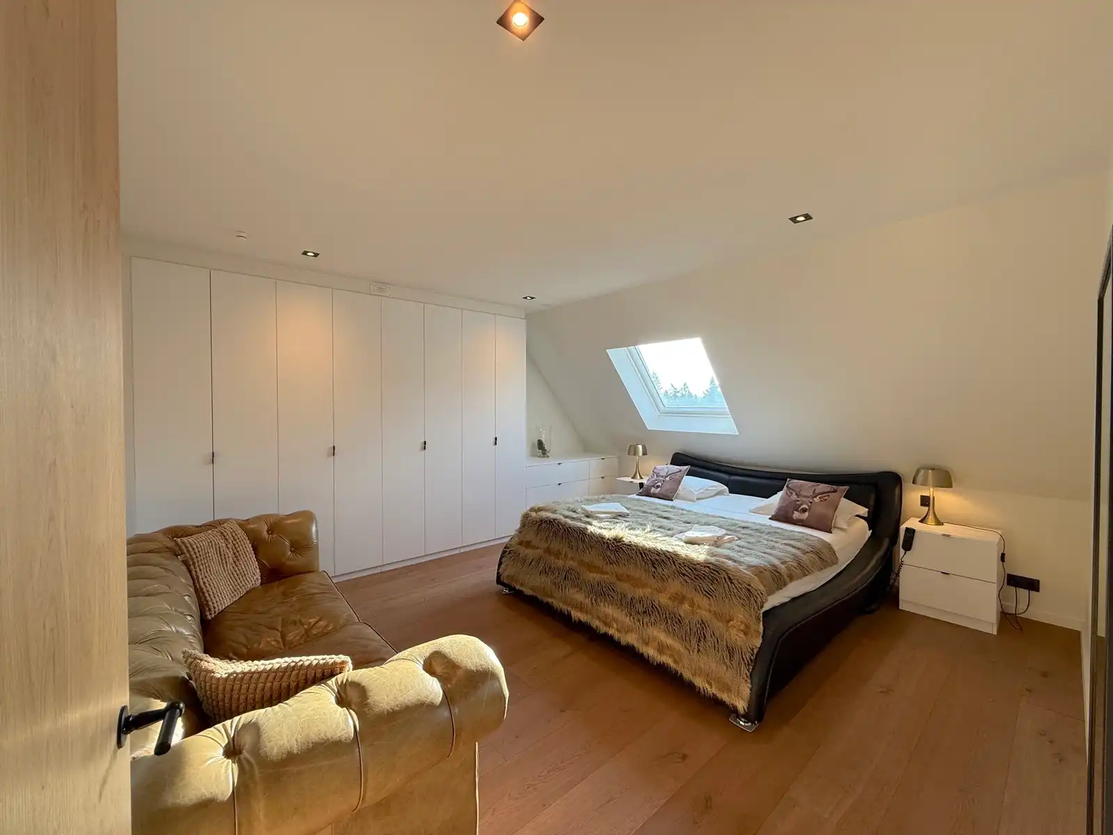 Gemeubeld appartement met 3 slaapkamers, terras en garage foto 22