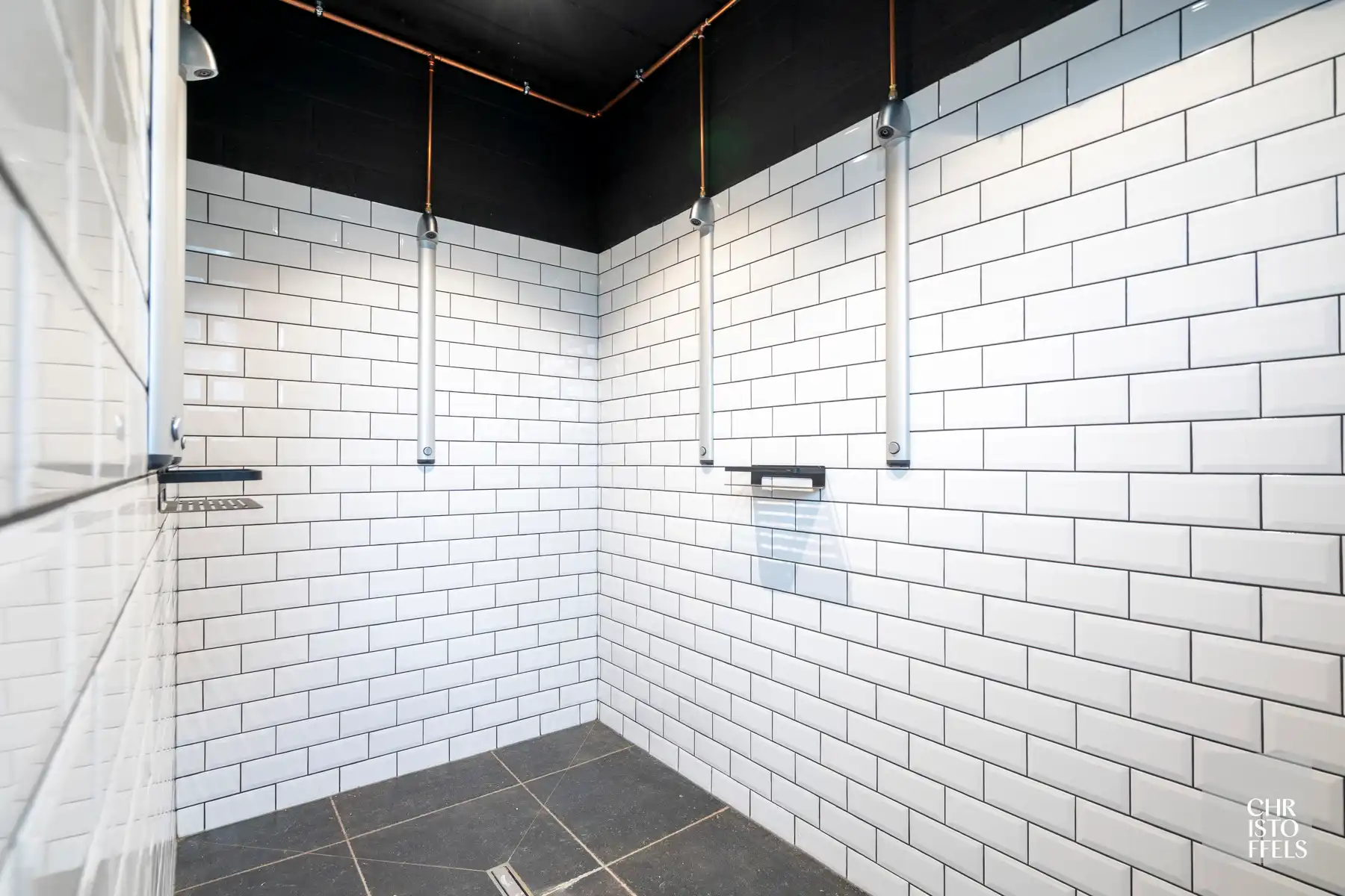 Bedrijfsgebouw (879m²) op een perceel van 1.888m² gelegen op een gunstige locatie!  foto 17