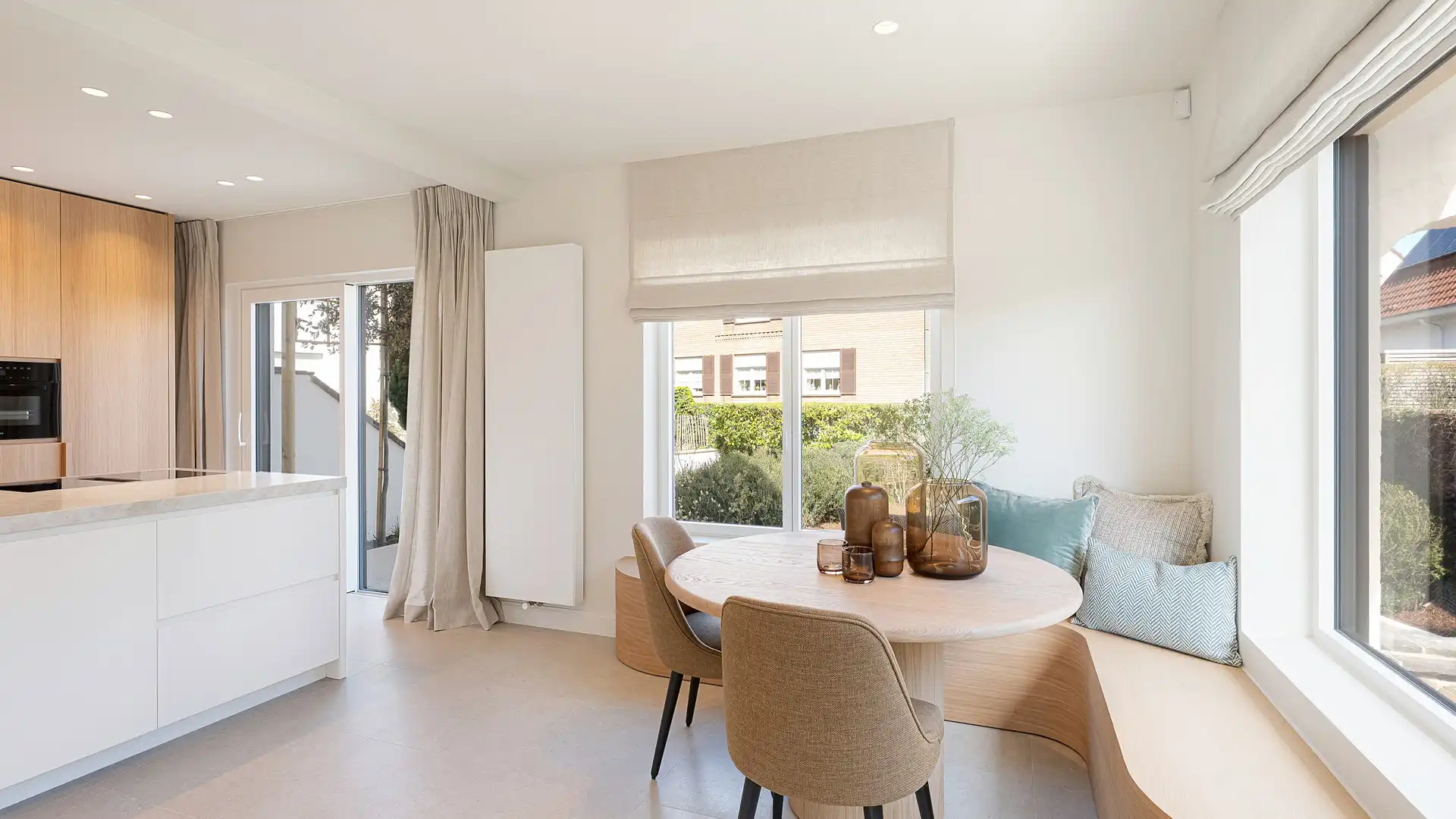 Exclusieve koppelvilla met hoogwaardige afwerking op een toplocatie in Duinbergen. foto 10