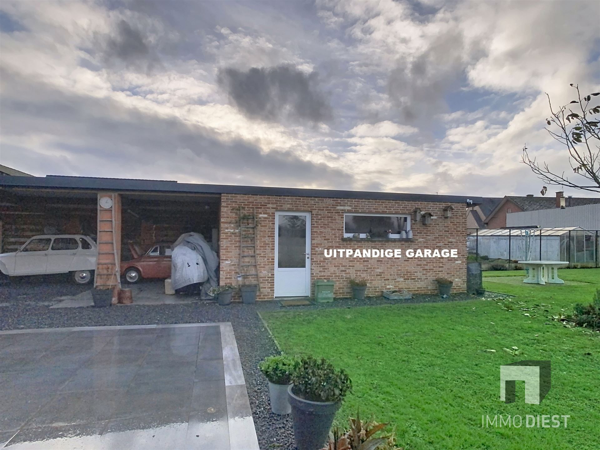 Volledig gerenoveerde halfopen bebouwing op 8a foto 30