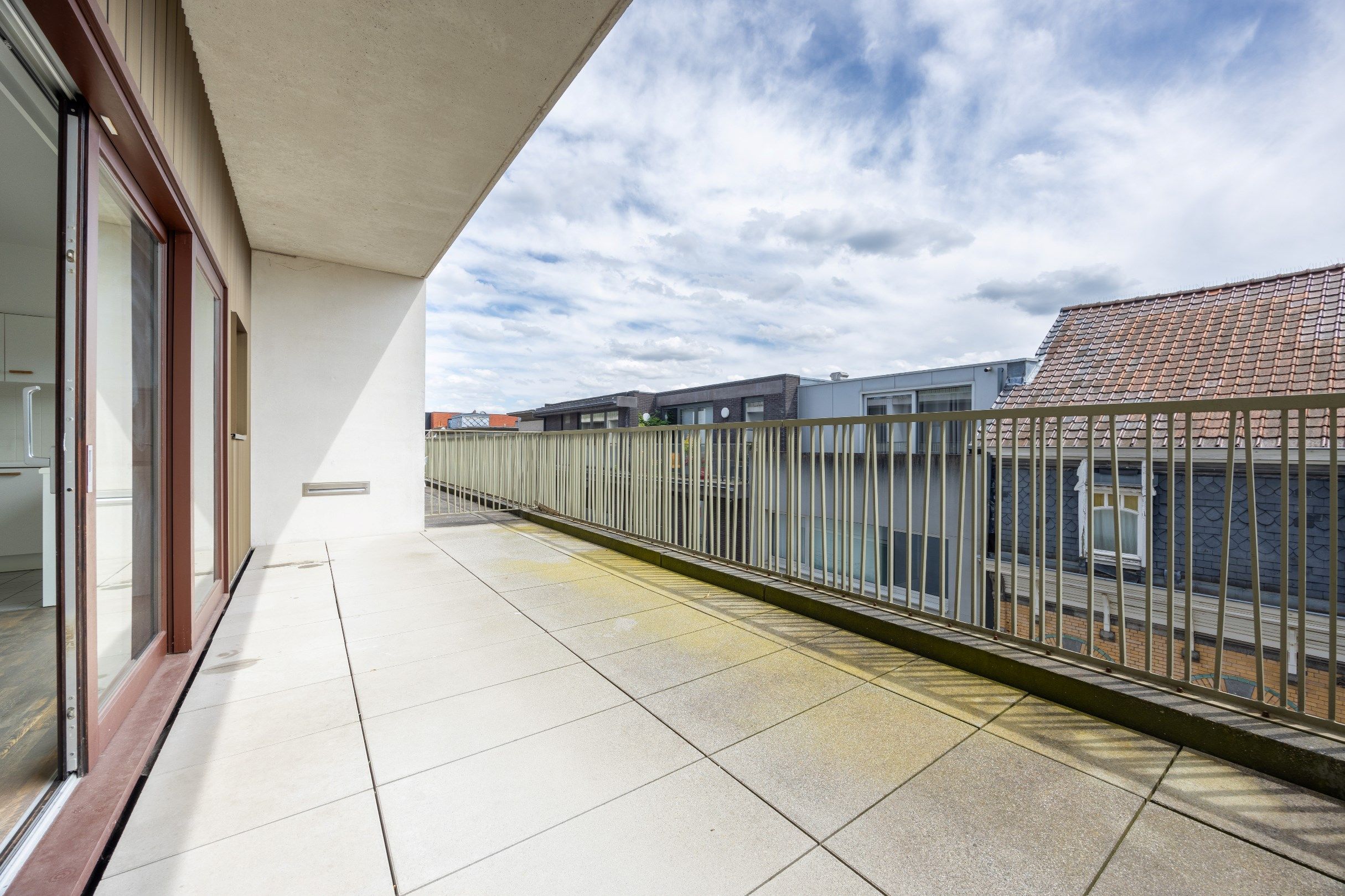 CENTRAAL GELEGEN APPARTEMENT MET RUIM TERRAS foto 5