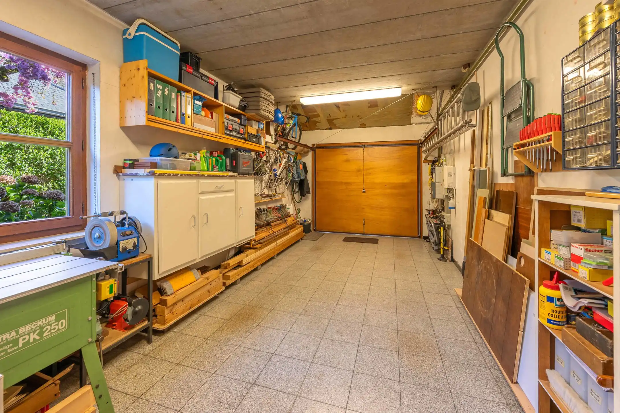 Charmante gezinswoning in rustige woonwijk  foto 21