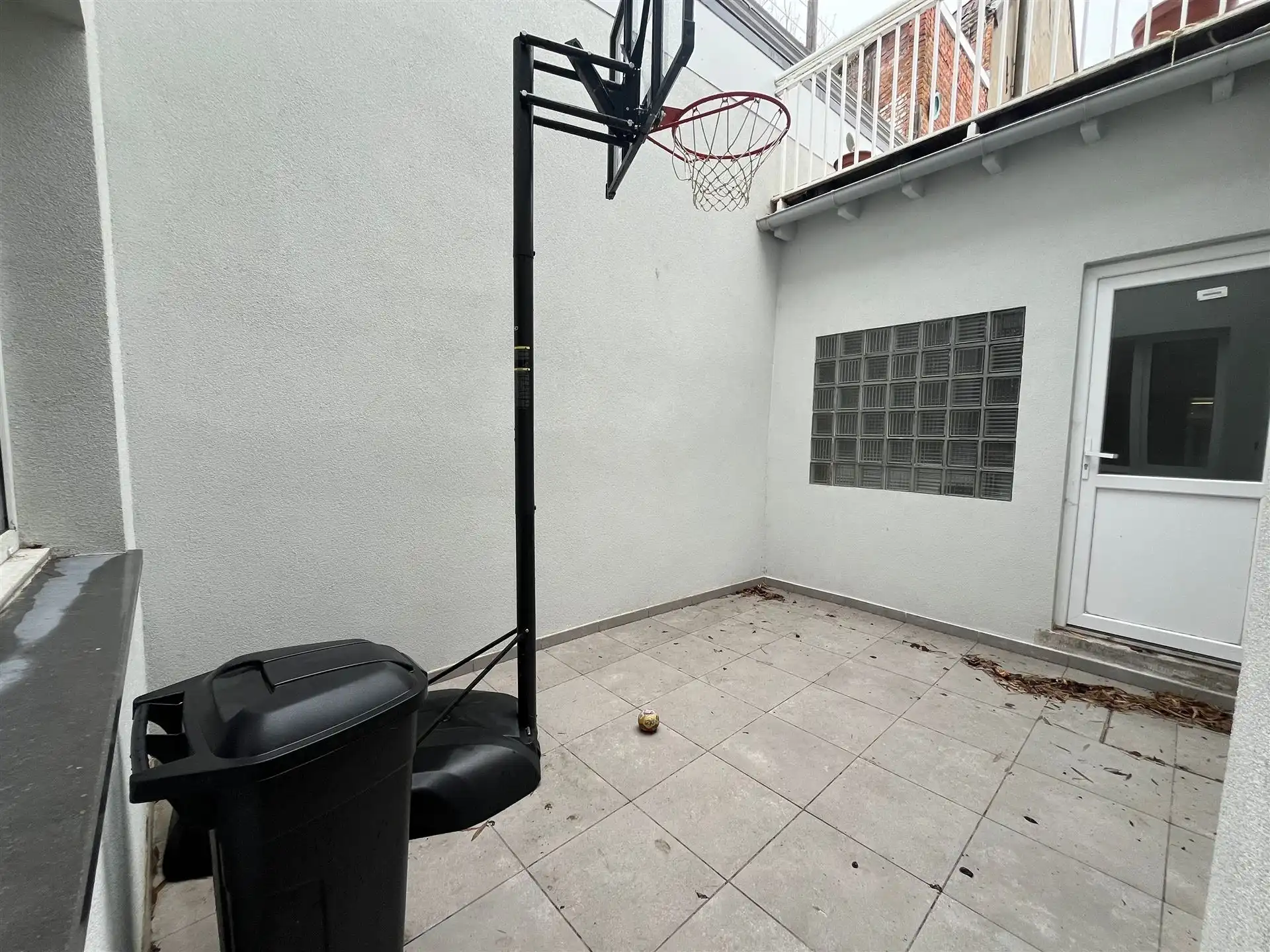 Handelsgelijkvloers op centrale ligging in Mechelen foto 11