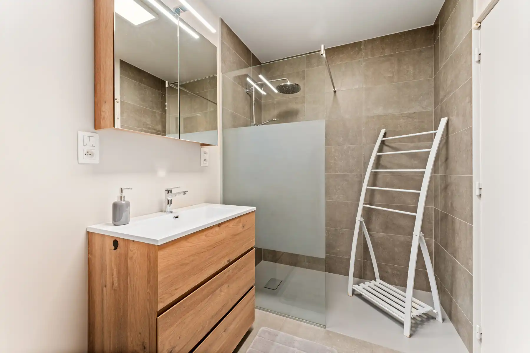 Instapklare woning met landelijk zicht foto 10