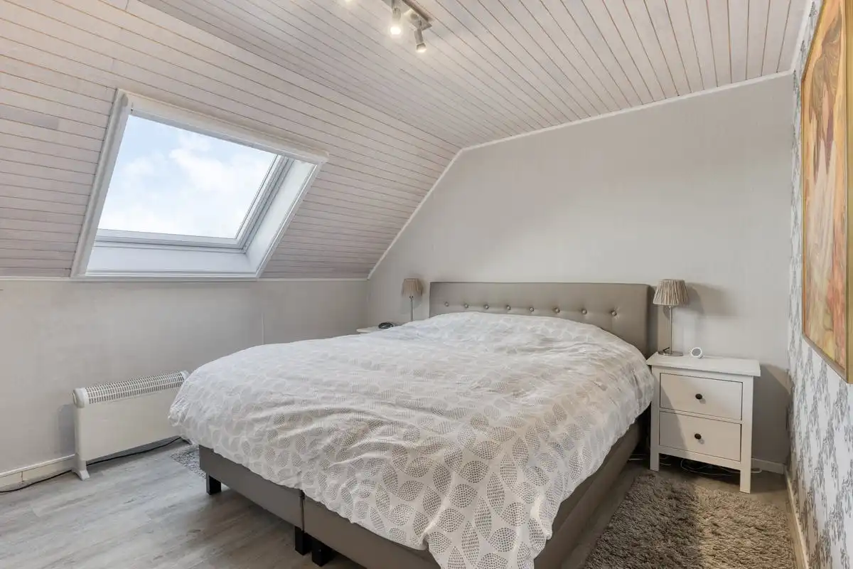 Instapklaar huis met 4 slaapkamers te koop in Anzegem foto 18