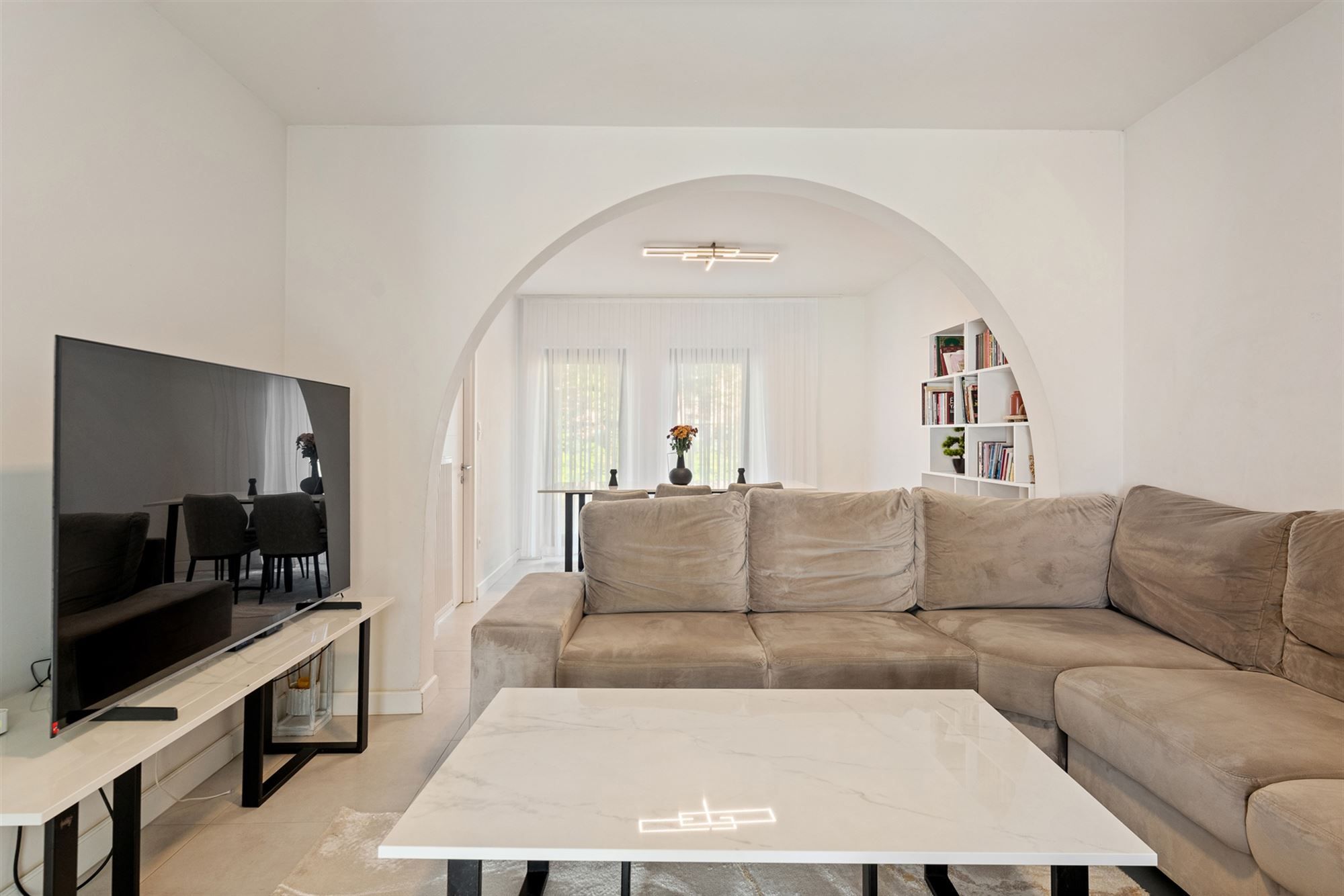 KNAPPE WONING (198M²) MET 3 SLAAPKAMERS + RUIME ZOLDER TE BEVERLO foto 3