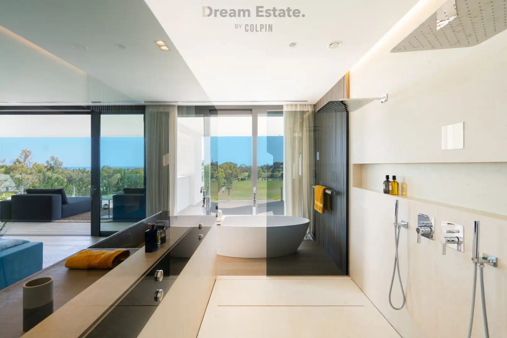 Gloednieuwe moderne eerstelijns golf villa met zeezicht. foto 22