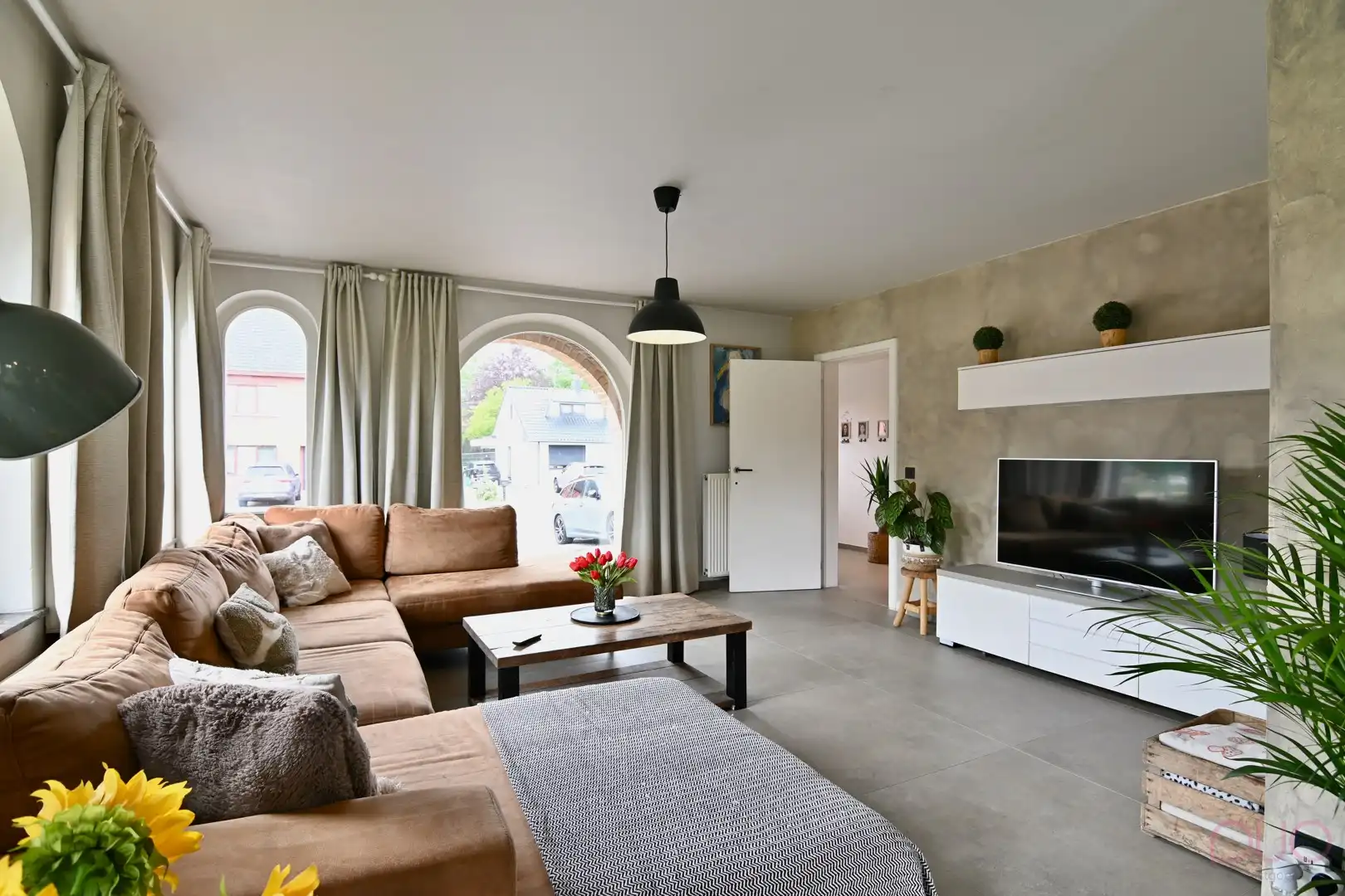 Zuiderse villa met 4 slaapkamers en mogelijkheid tot praktijkruimte foto 8