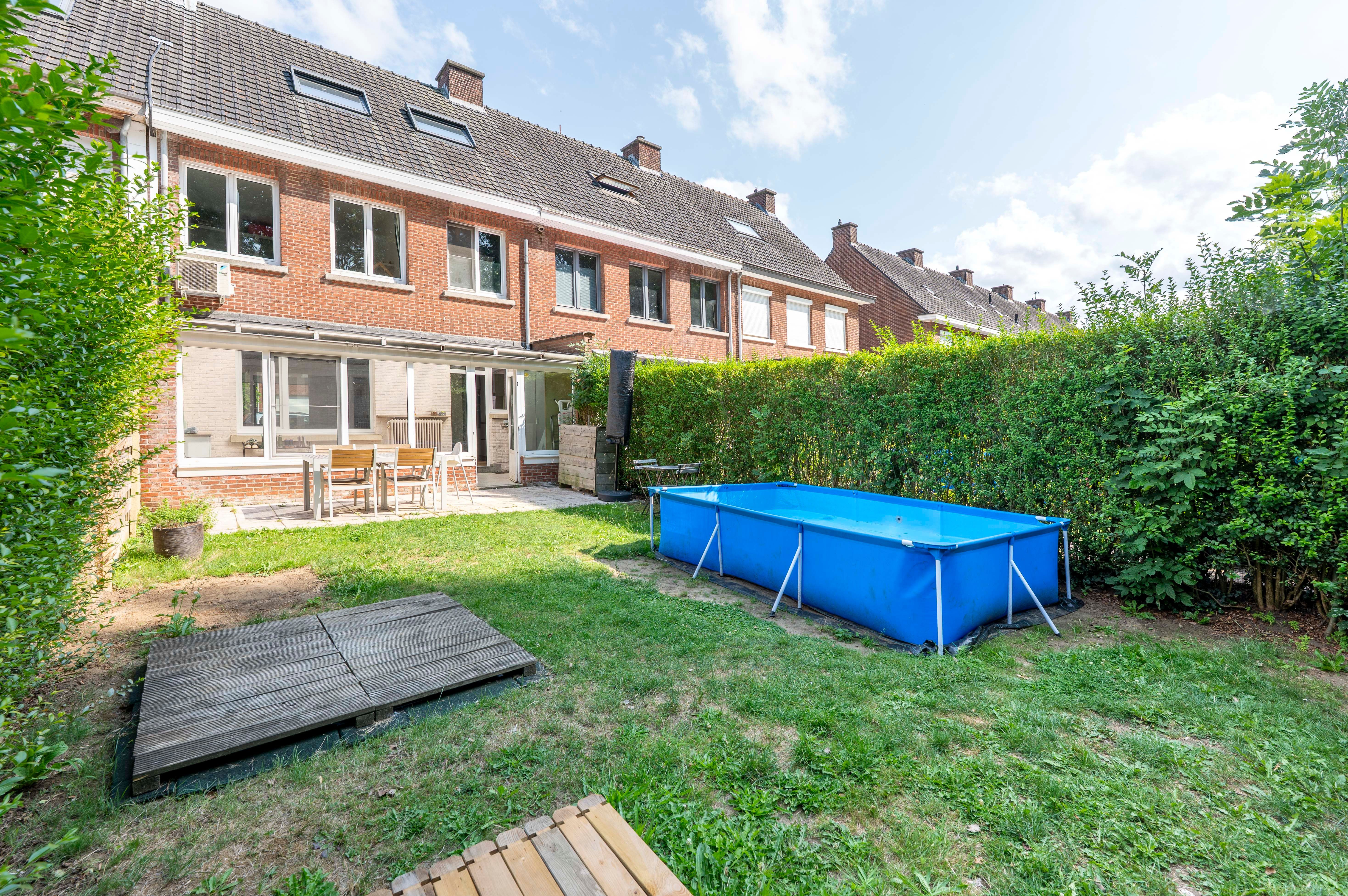 Instapklare gezinswoning met tuin en achteringang op centrale locatie in Ekeren! foto 28