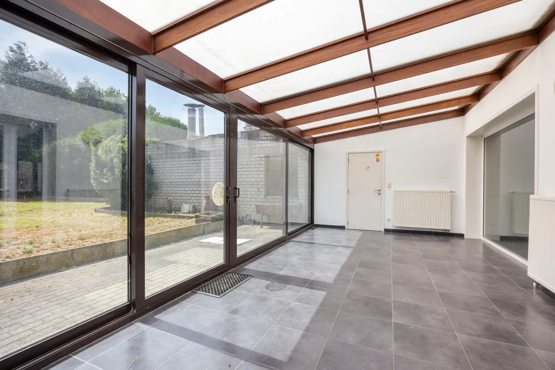 Uitzonderlijk ruime woning in landelijke omgeving foto 6
