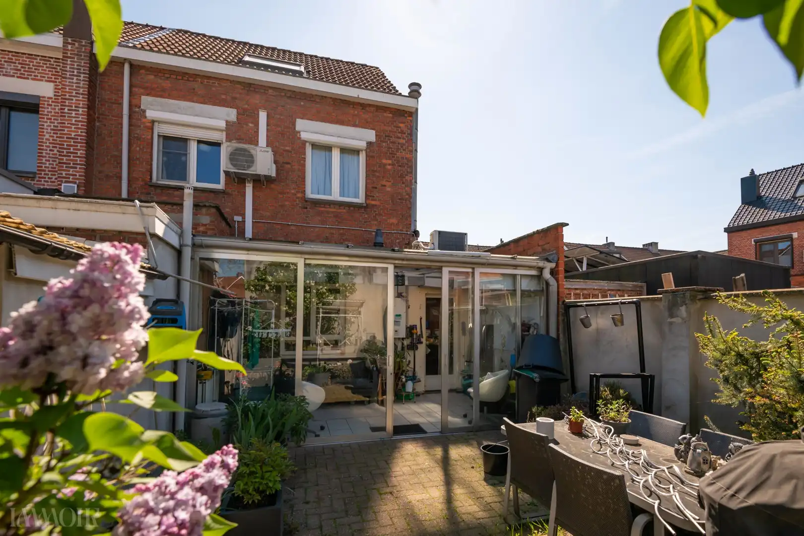 Centraal gelegen gezinswoning met 3 slaapkamers en stadstuin. foto 17