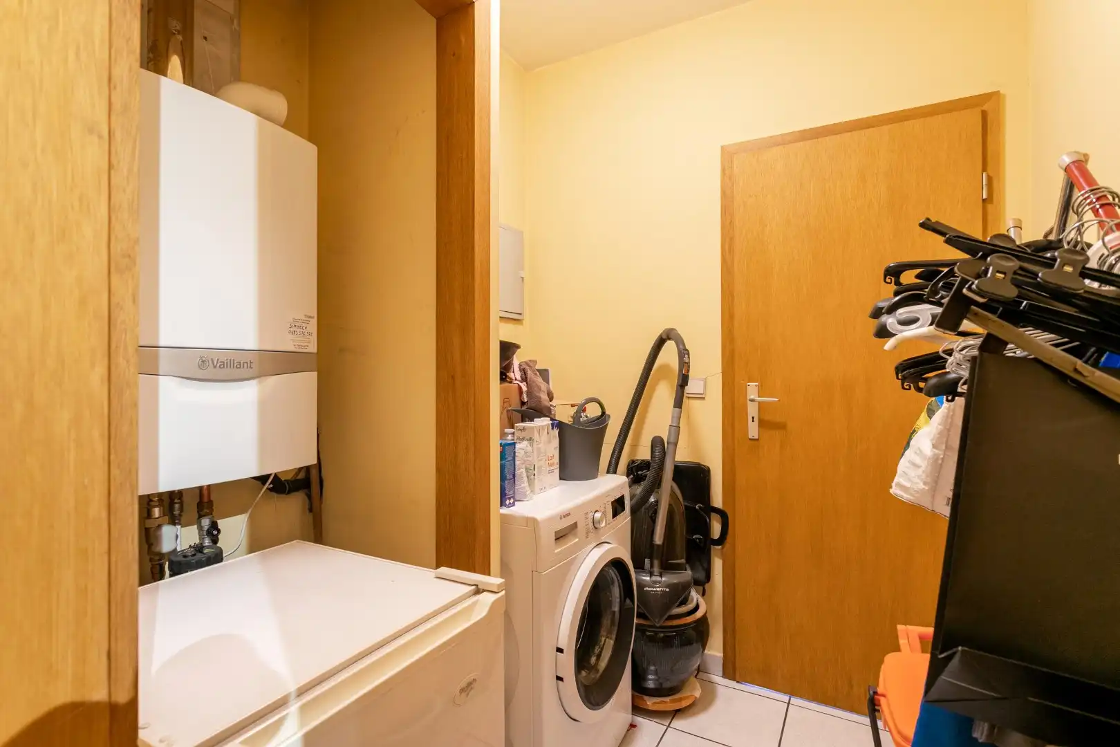 Instapklaar appartement met 2 slaapkamers, 2 balkons en autostaanplaats foto 8