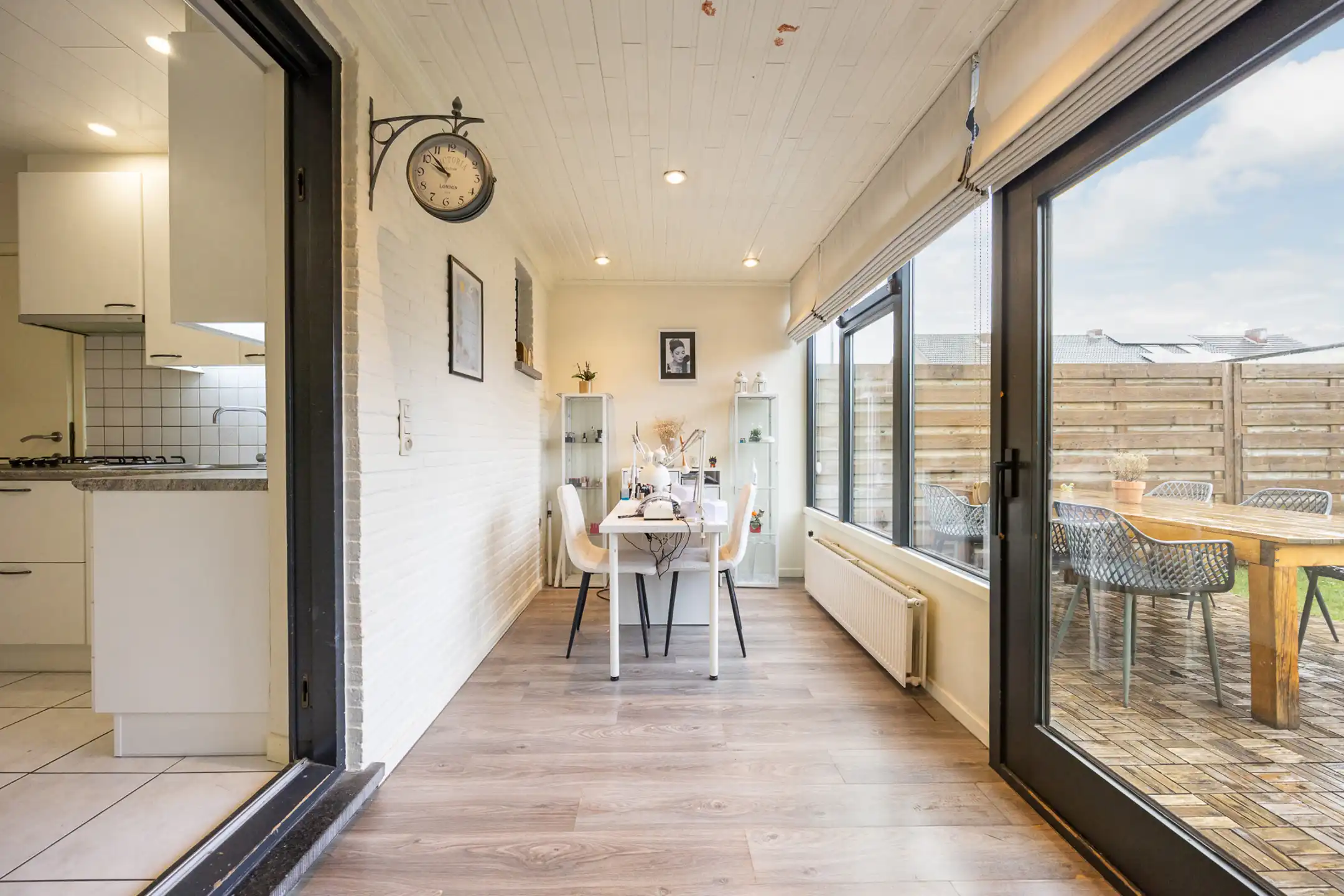 Gunstig gelegen woning met drie slaapkamers en garage foto 34