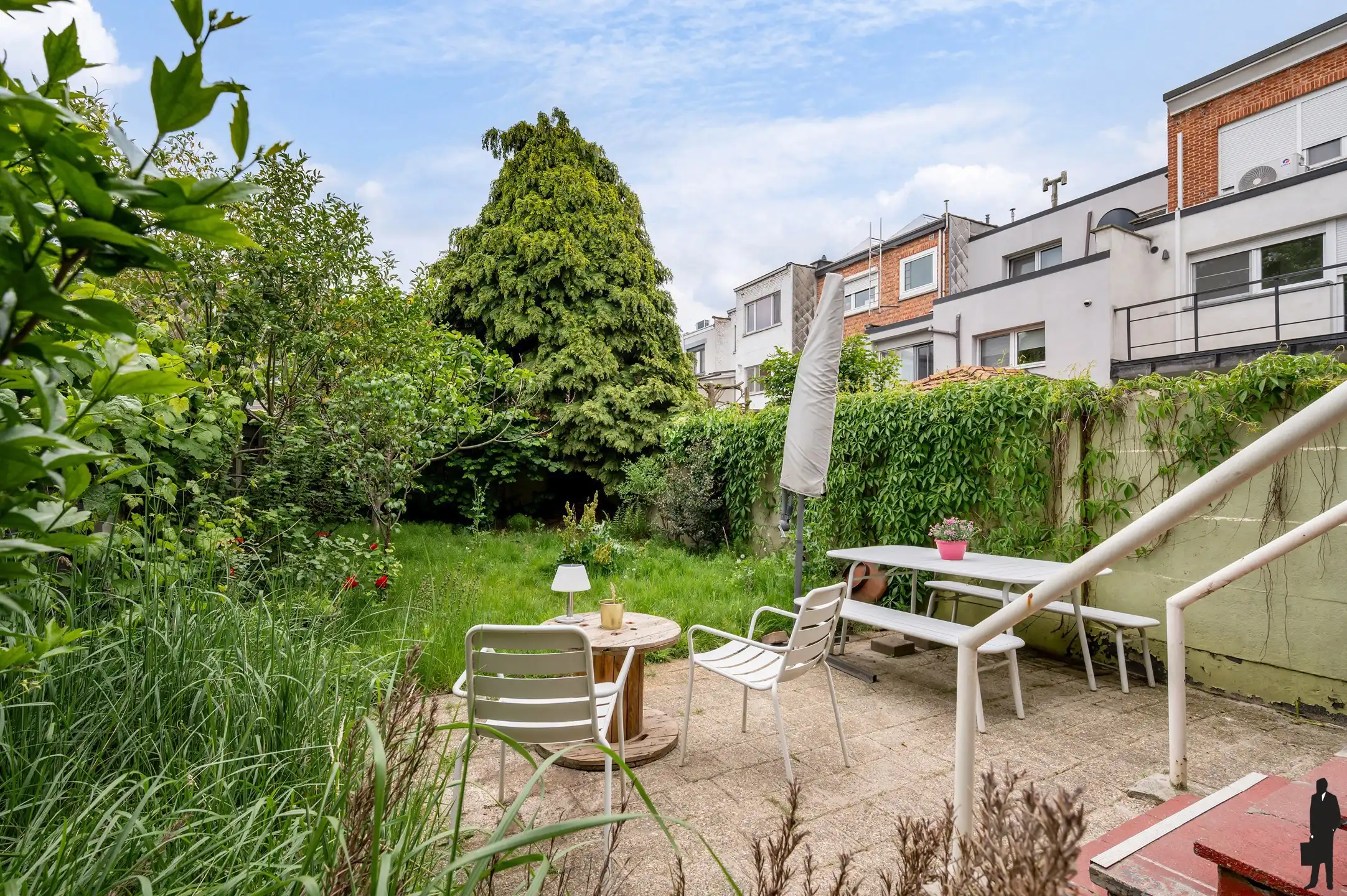 Charmant gelijkvloersappartement met grote tuin en garage foto 7