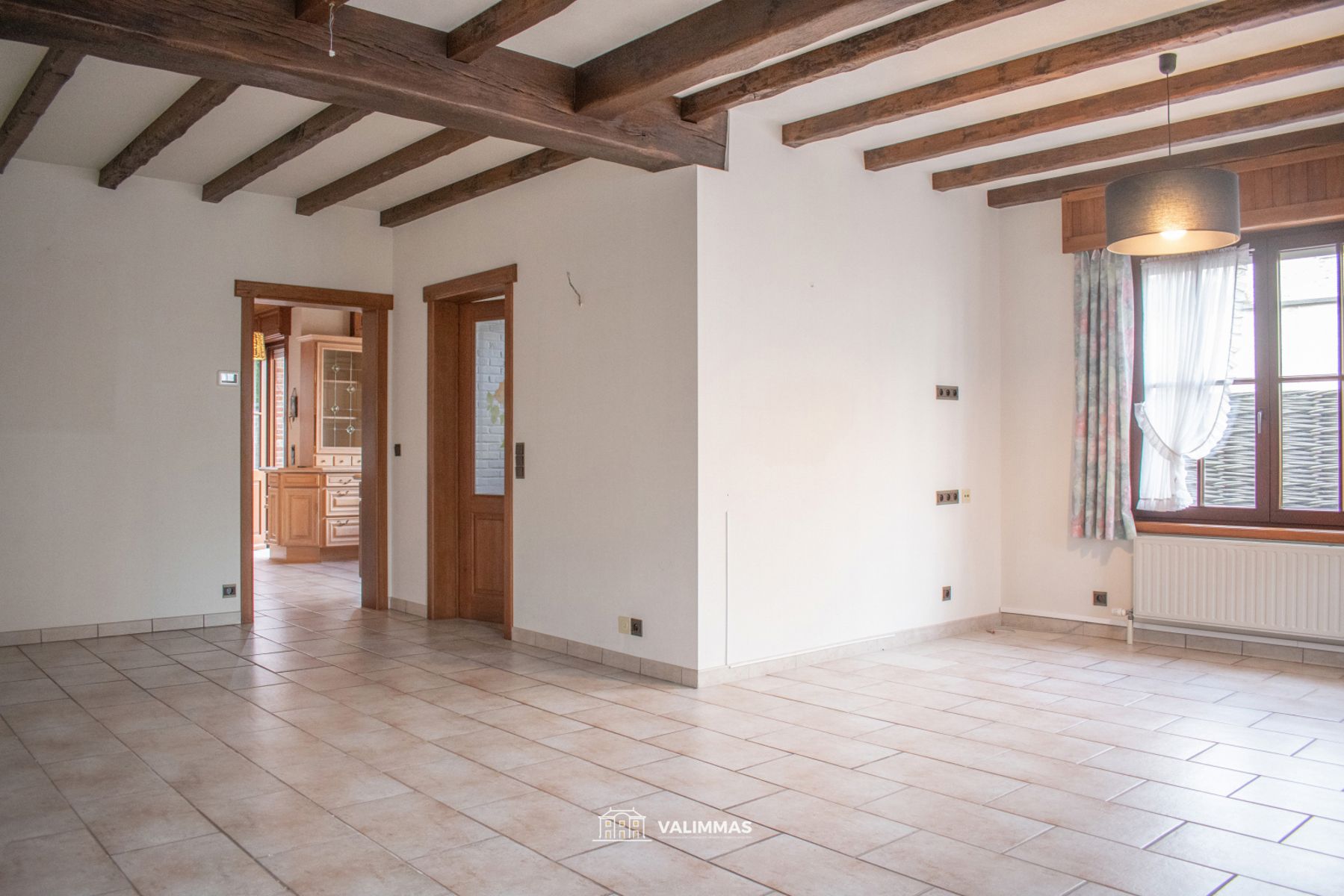 Zeer ruime (kangoeroe-)woning met parking en atelier/opslag foto 5