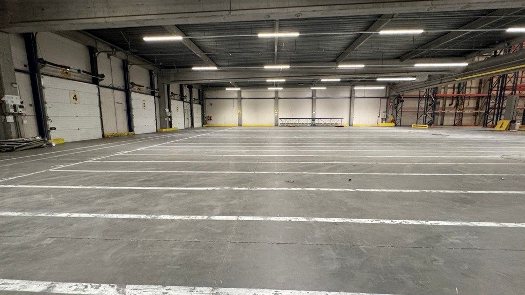Opslagruimte te huur op logistieke site te Willebroek foto 2