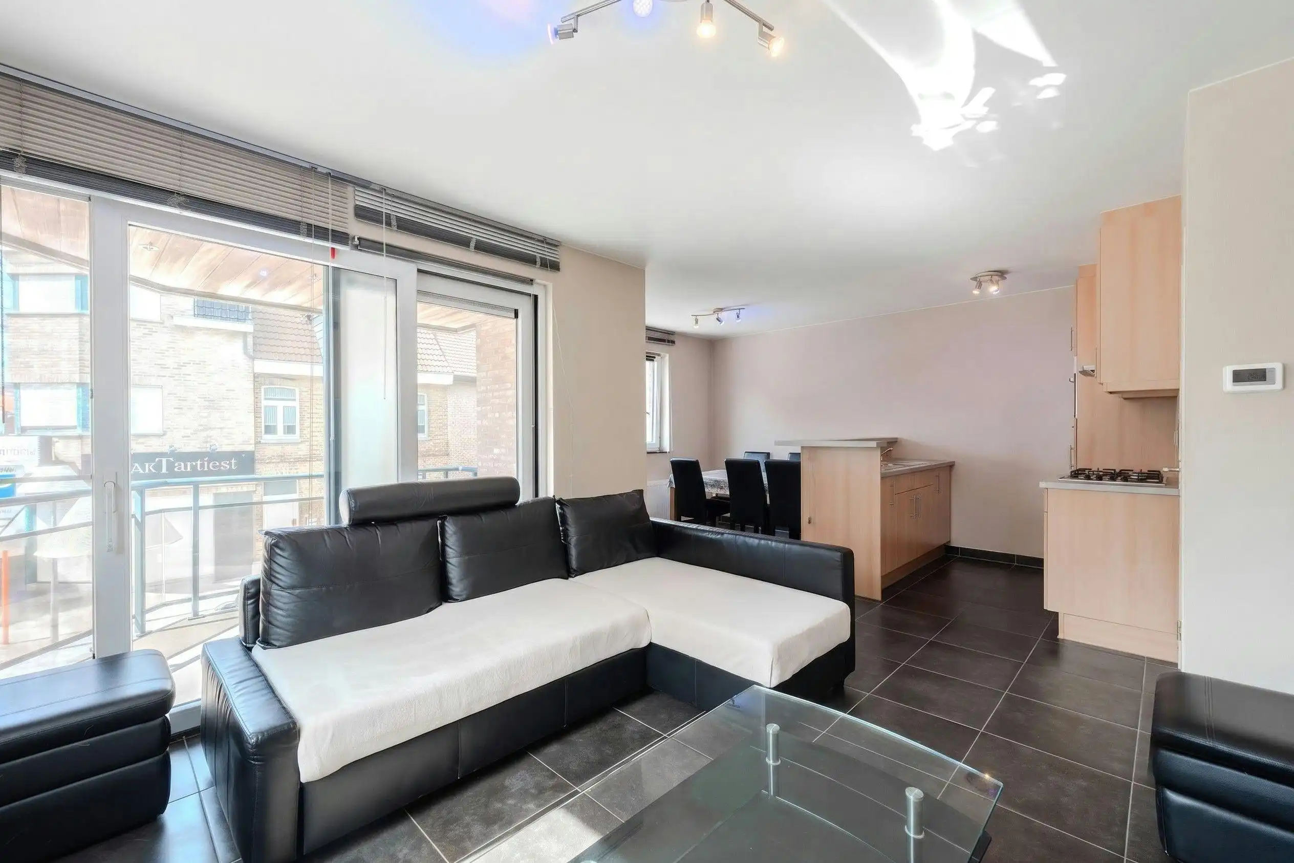 Aangenaam twee slaapkamer appartement in het centrum! foto 4