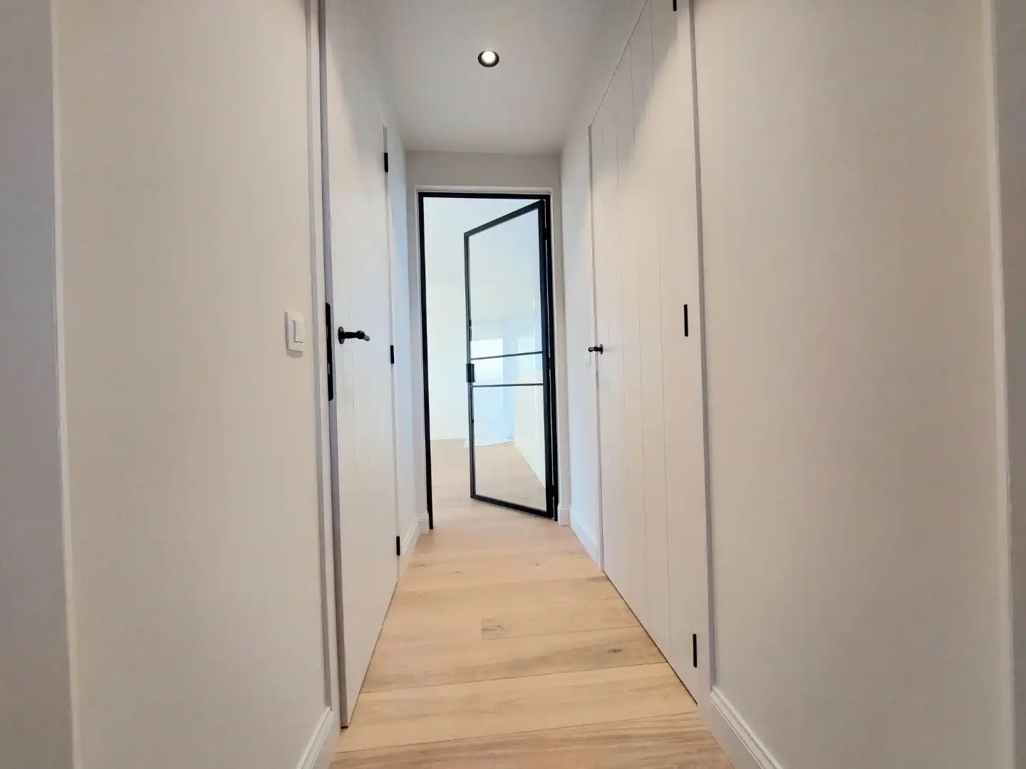 Nieuwbouwappartement met hoogstaande afwerking foto 9